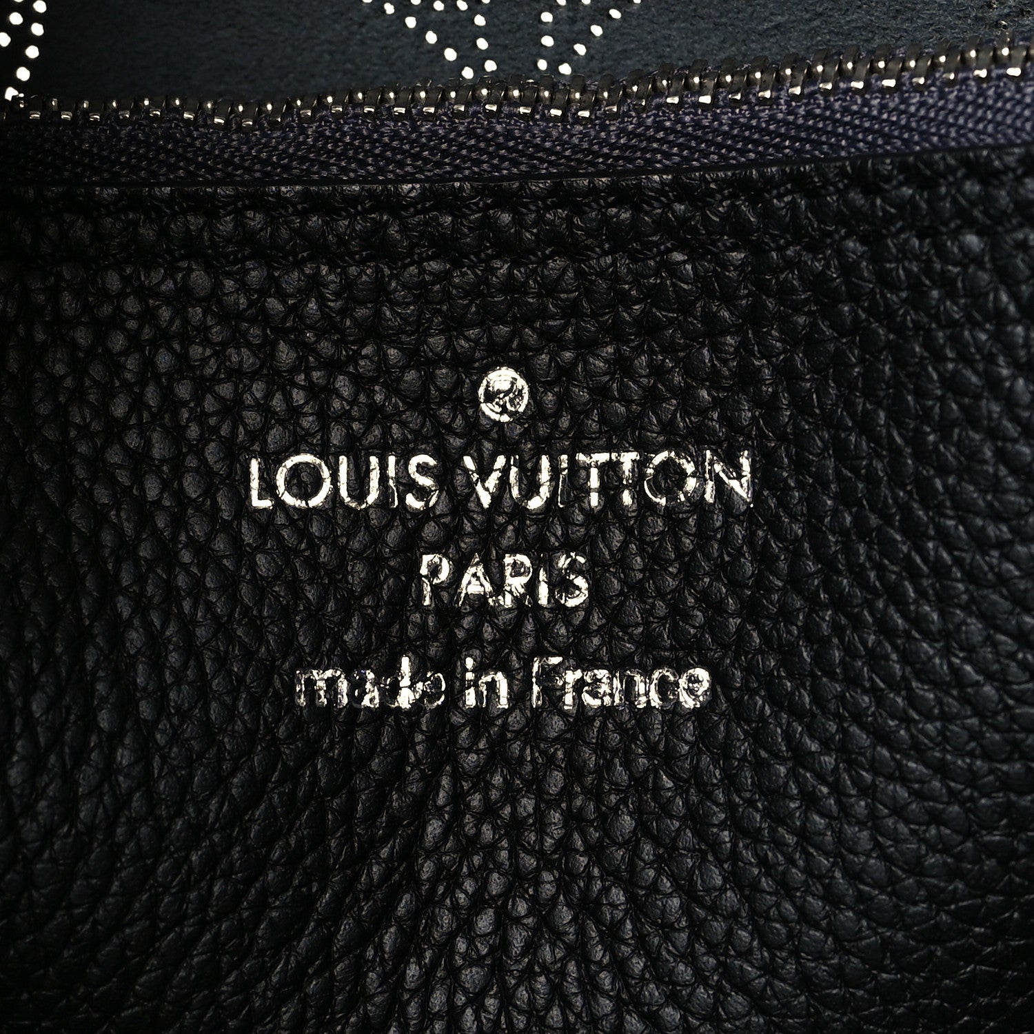 Louis Vuitton Mahina Carmel Hobo Black 6 of 9