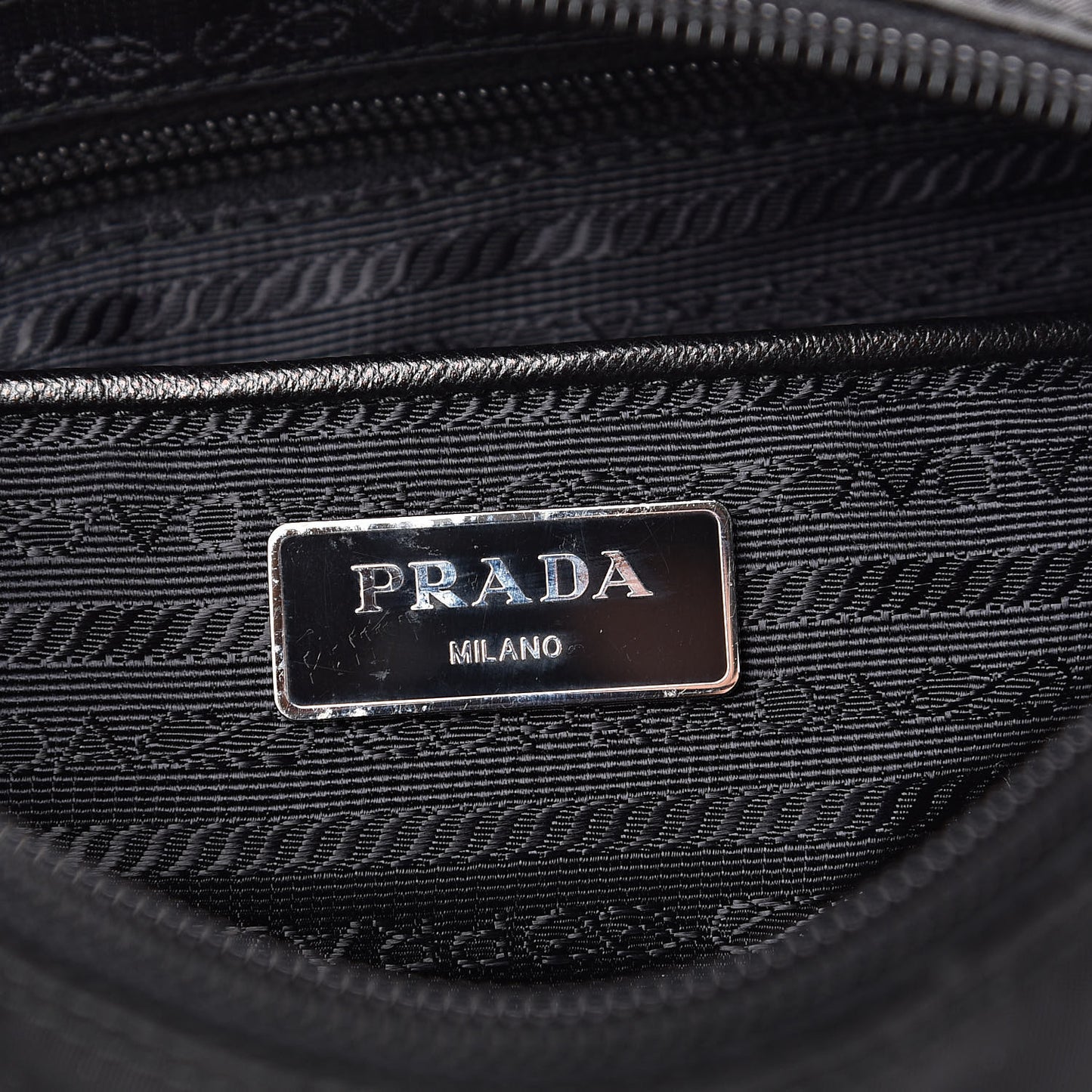 Tessuto Nylon Saffiano Messenger Bag Black