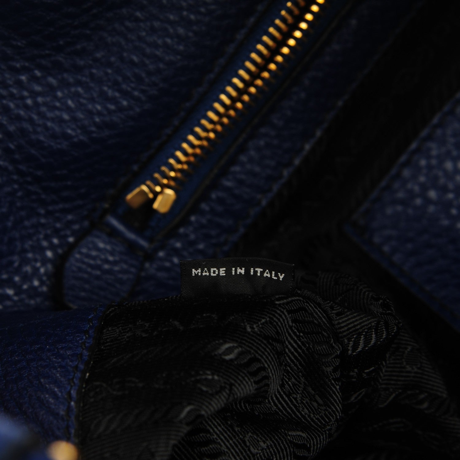 Prada Vitello Daino Tote Inchiostro 7 of 8