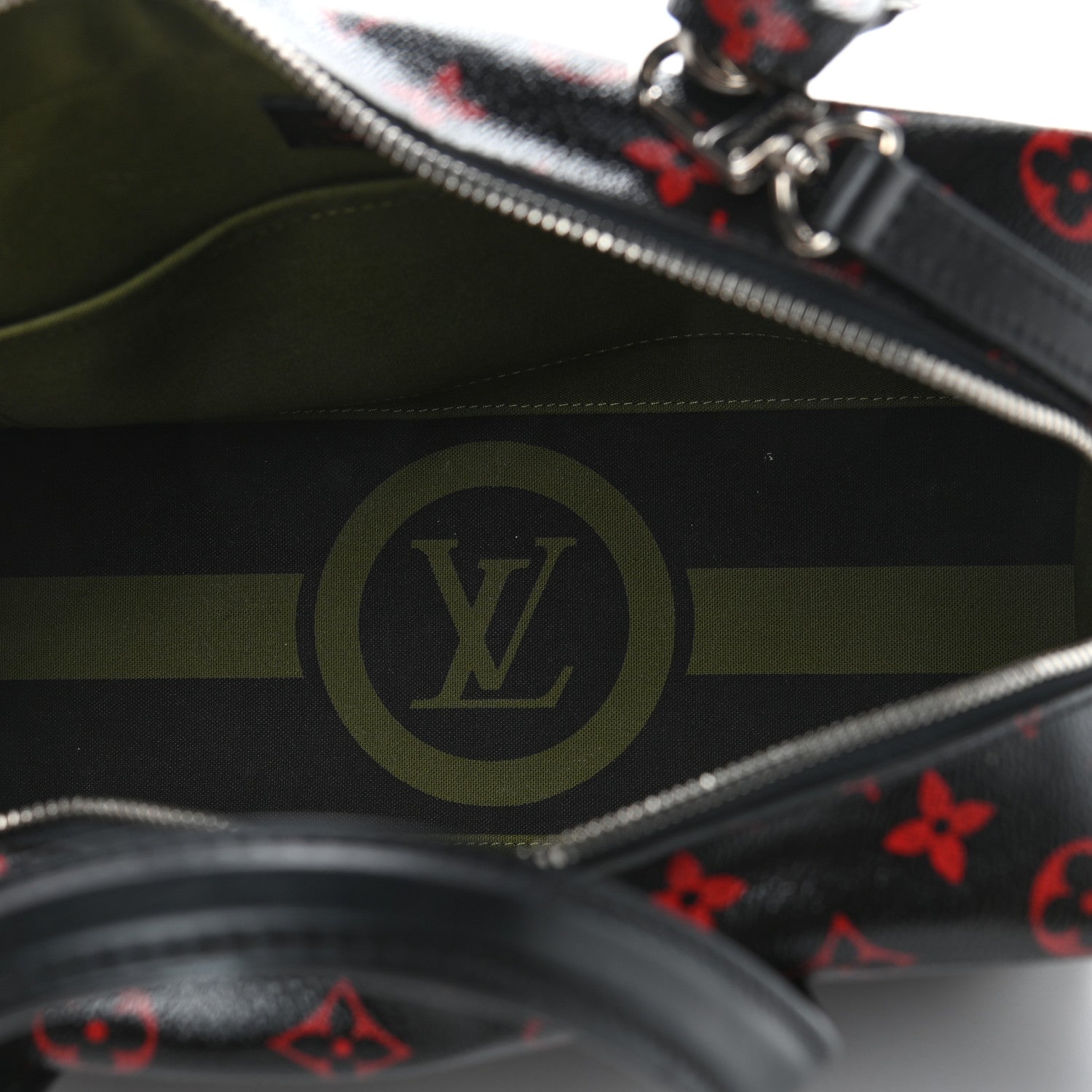 Louis Vuitton Monogram Infrarouge Dora Soft MM 5 of 9