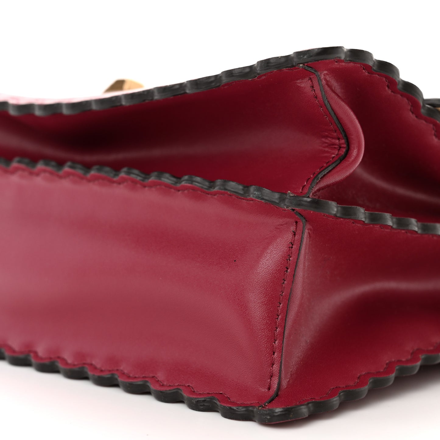 Vitello Liberty Scalloped Studded Kan I Shoulder Bag Fragola