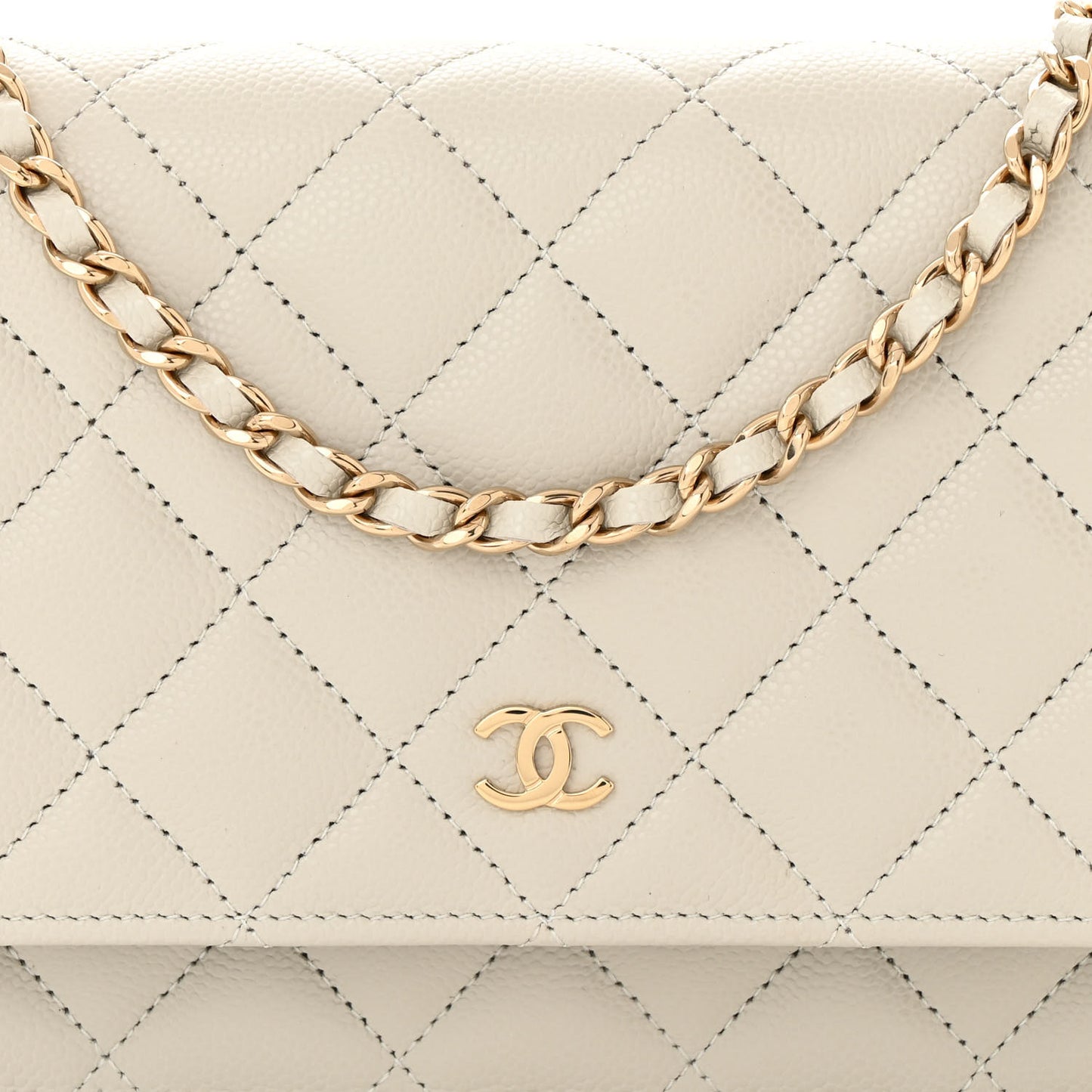 Caviar Quilted Wallet On Chain WOC Light Gray