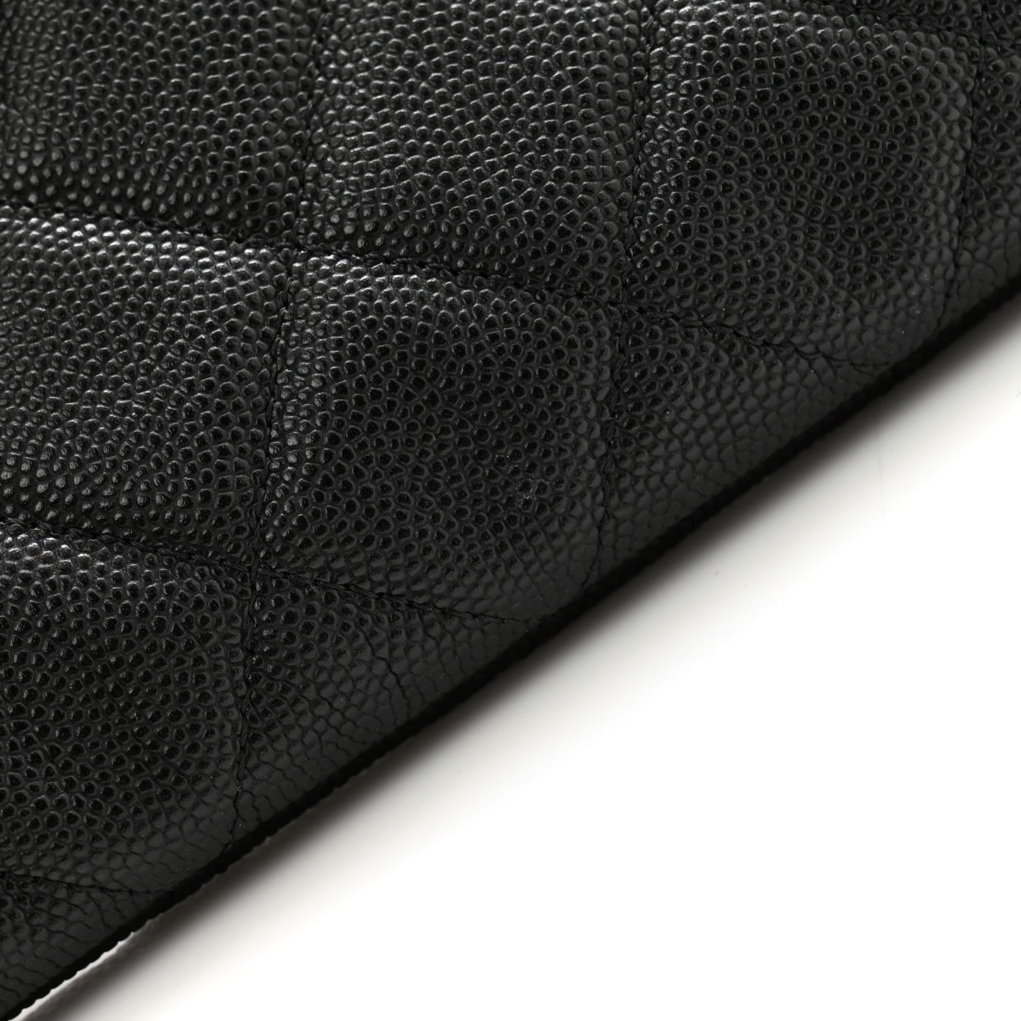 Caviar Quilted Medium Cosmetic Case Black