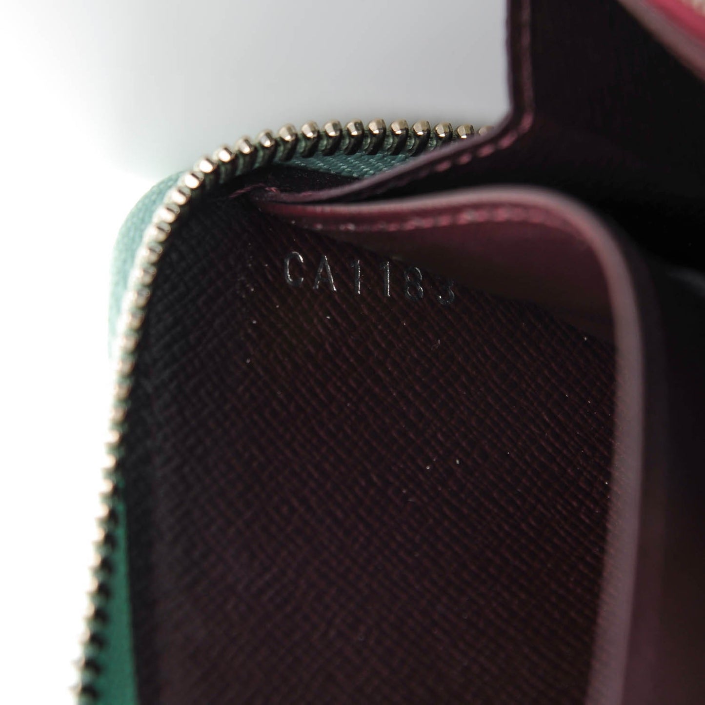 Electric Epi Zippy Wallet Amande