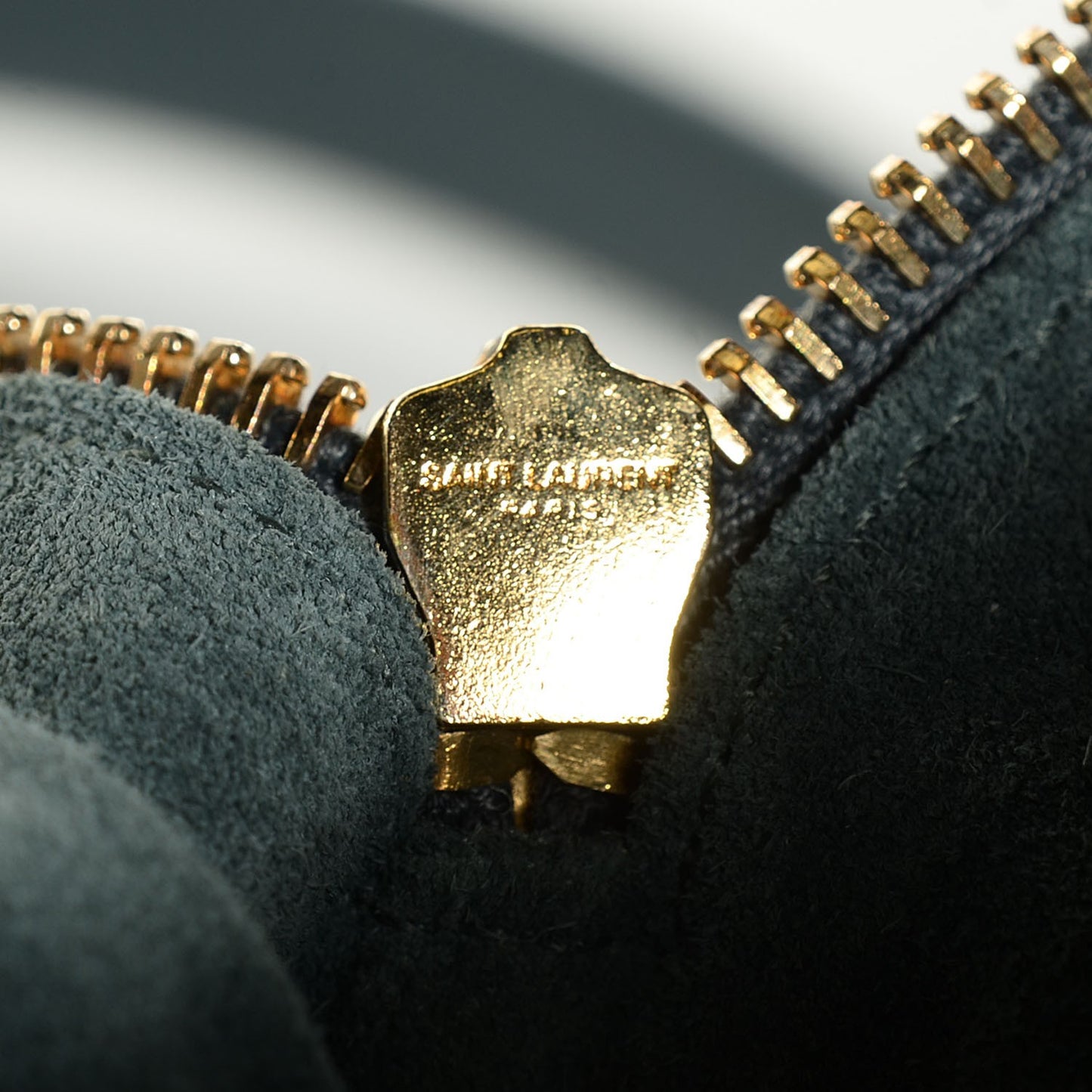 Calfskin Classic Duffle 3 Earth