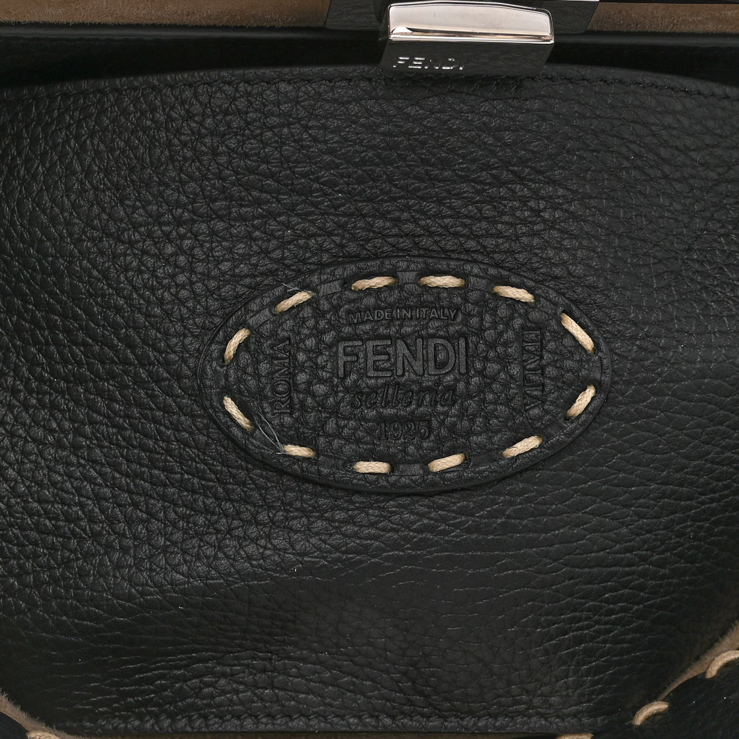 Vitello Granato Camoscio Elaphe Python Print Macro Stitchings Small Peekaboo I SEE U Satchel Black Roccia