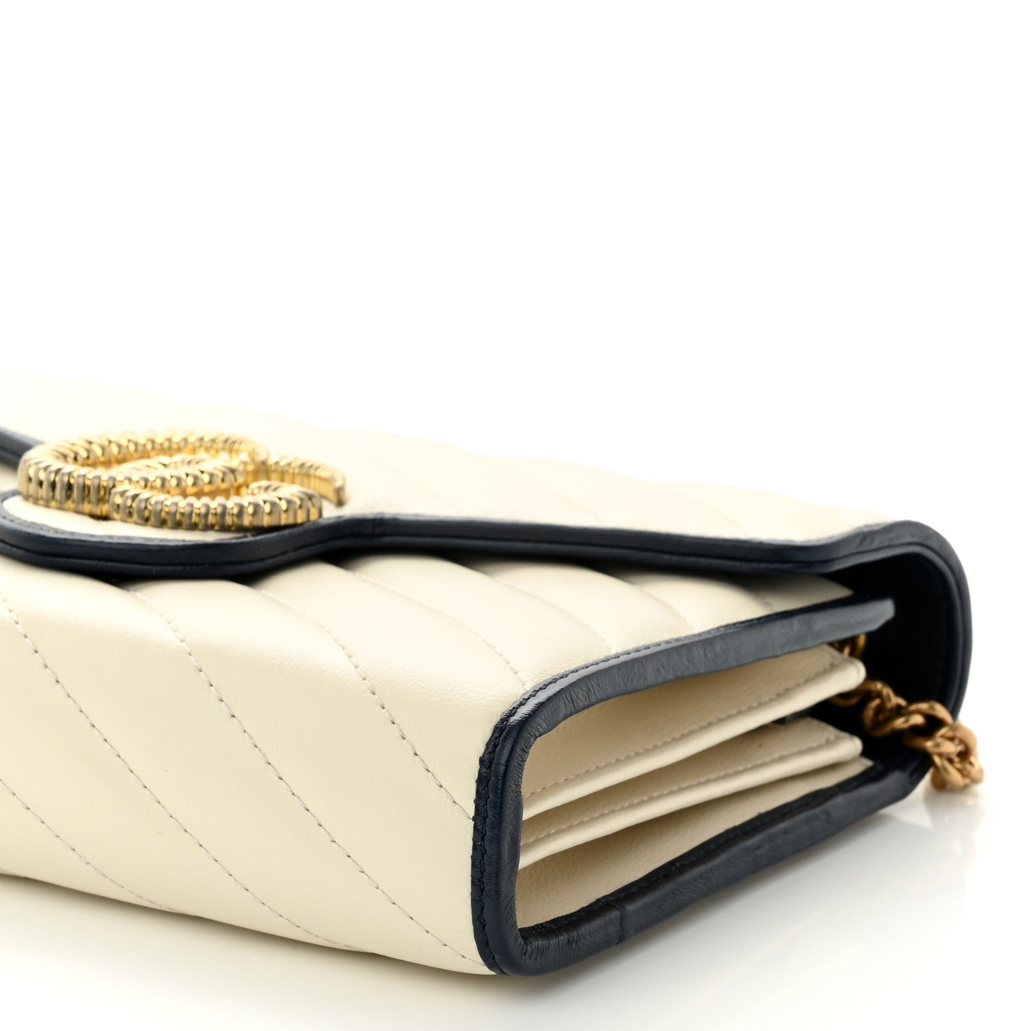 Gucci Vintage Effect Calfskin Matelasse Diagonal Torchon GG Marmont Chain Wallet Mystic White Blue Agata 10 of 10