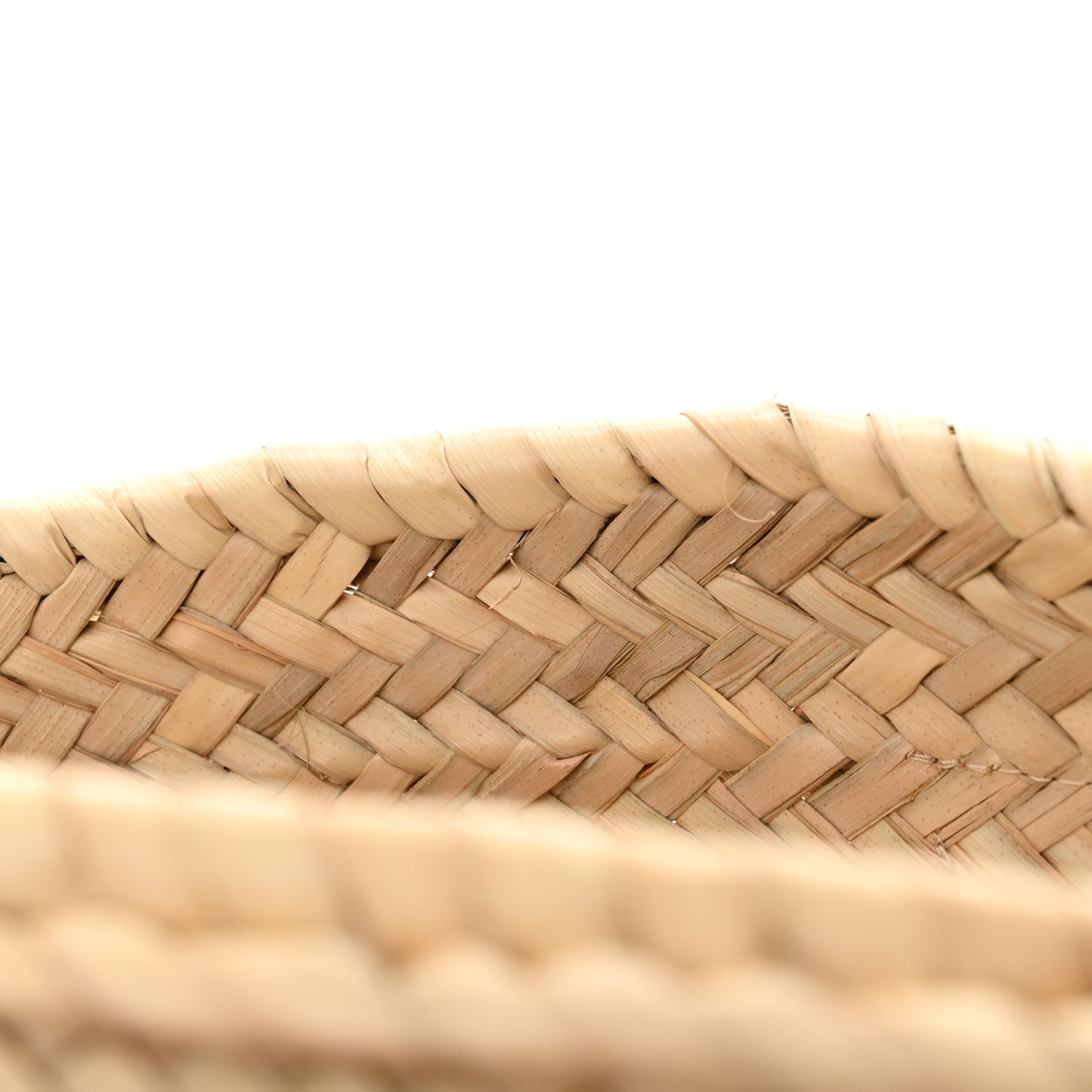 Raffia Smooth Calfskin Medium Sense Basket Caramel