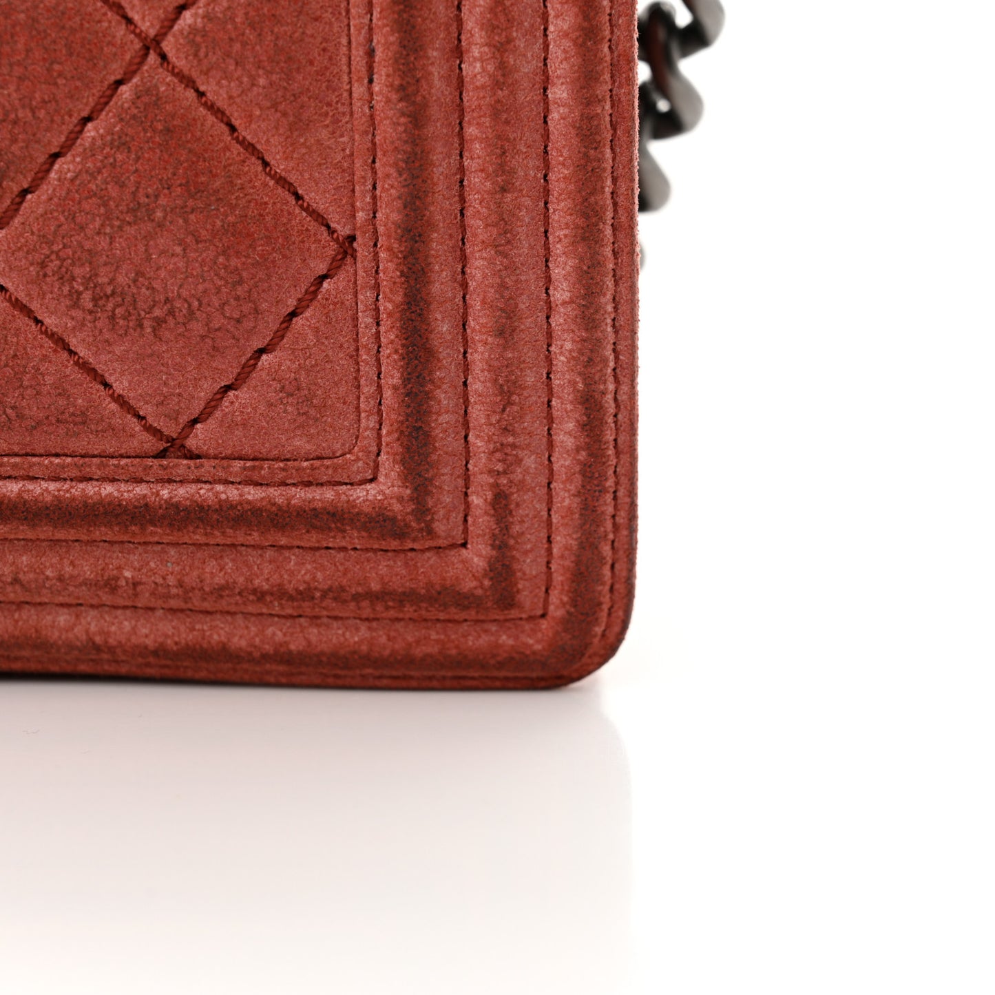 Iridescent Calfskin Quilted Small Gentle Square Boy Flap Red