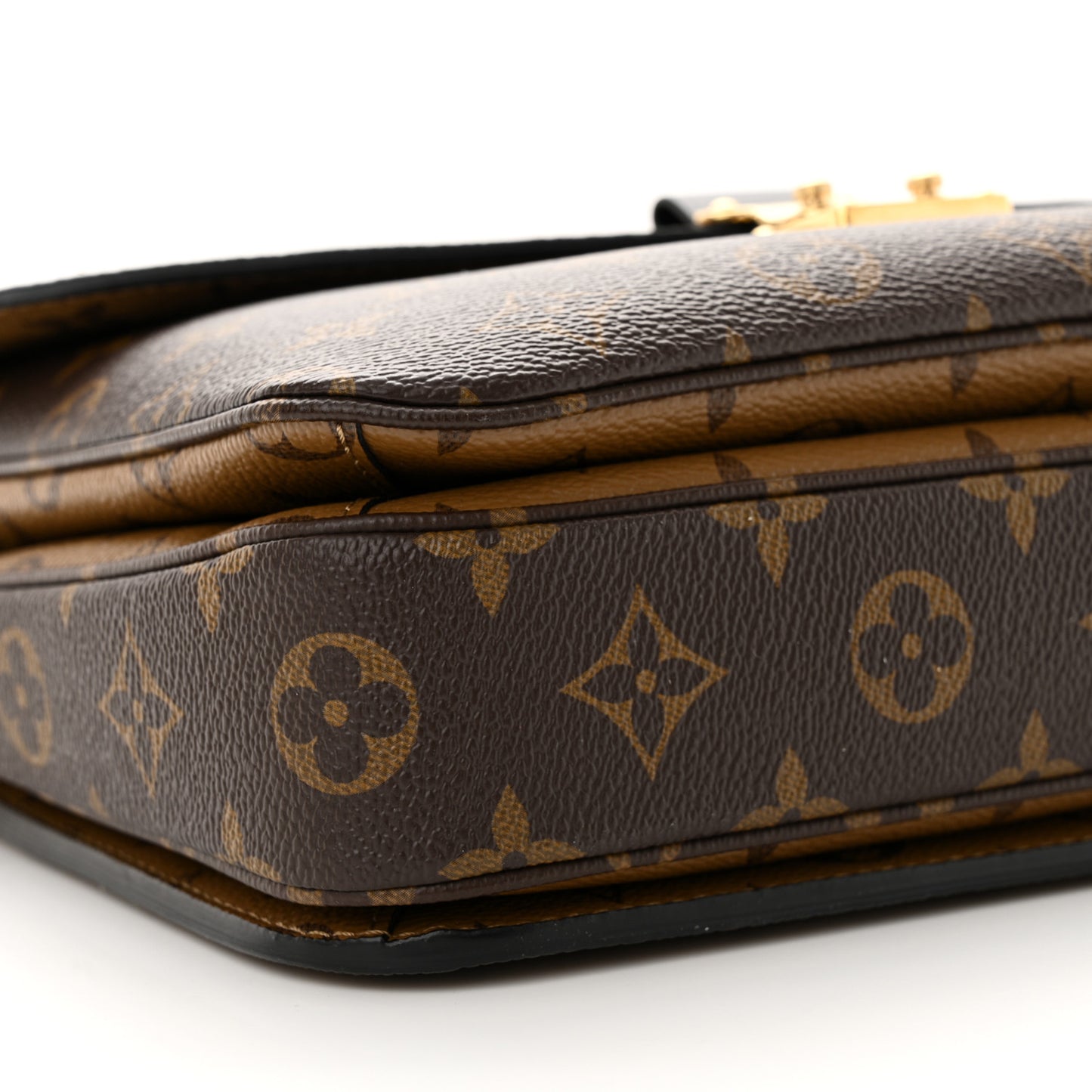 Reverse Monogram Pochette Metis