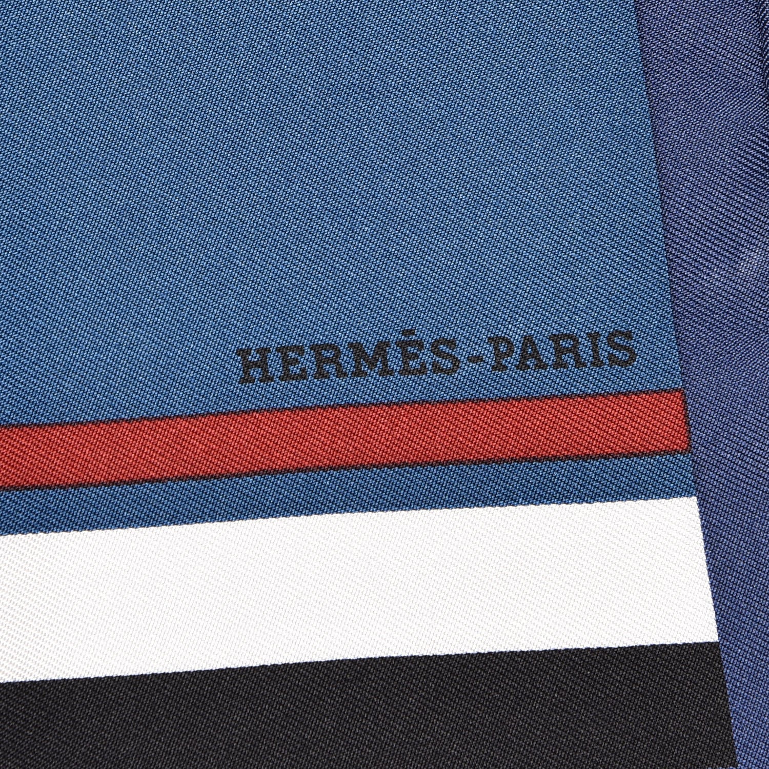Hermes Silk Cheval A La Couveture Pocket Square Bleu Petrole Marine 5 of 6