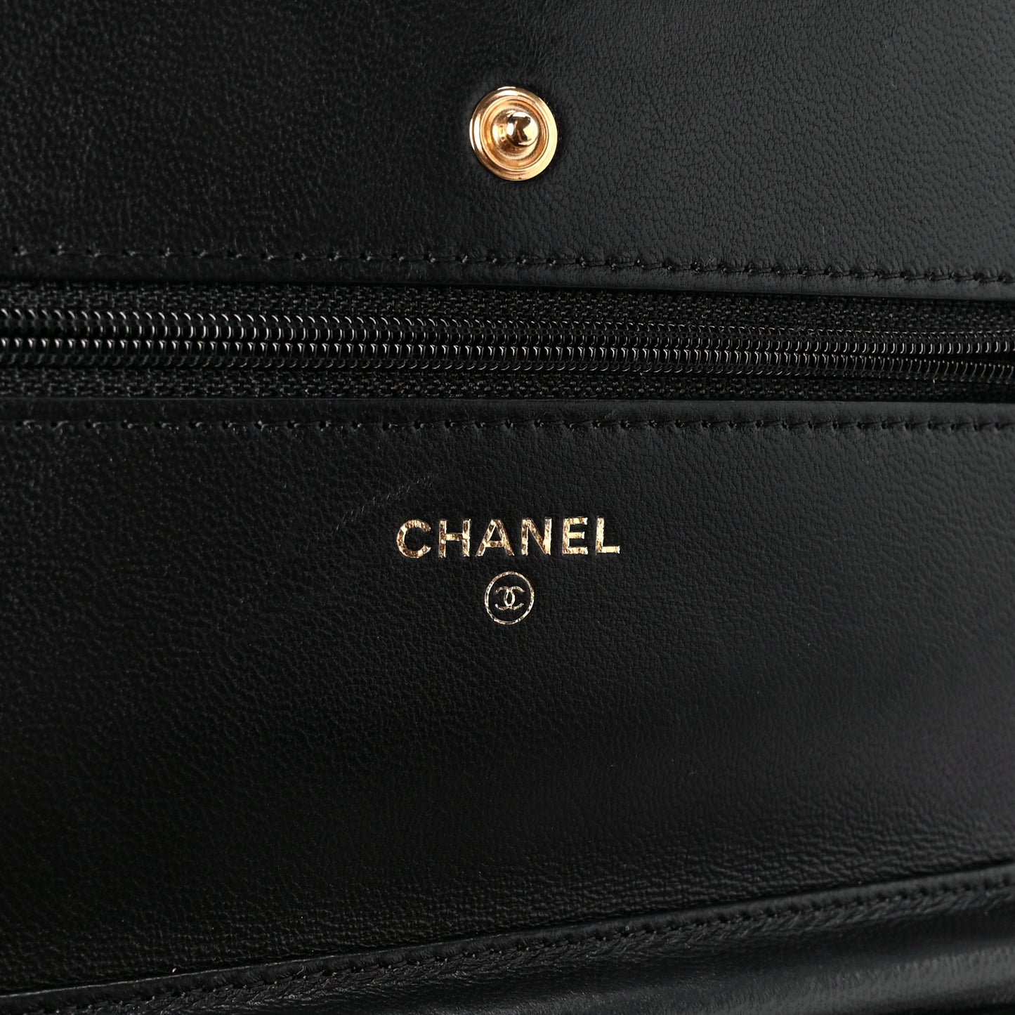 Lambskin Quilted Wallet On Chain WOC Black