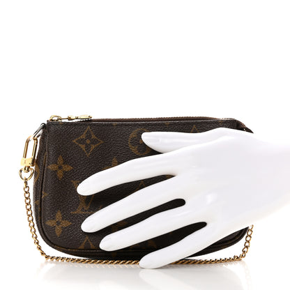 Louis Vuitton Monogram Mini Pochette Accessories 2 of 12