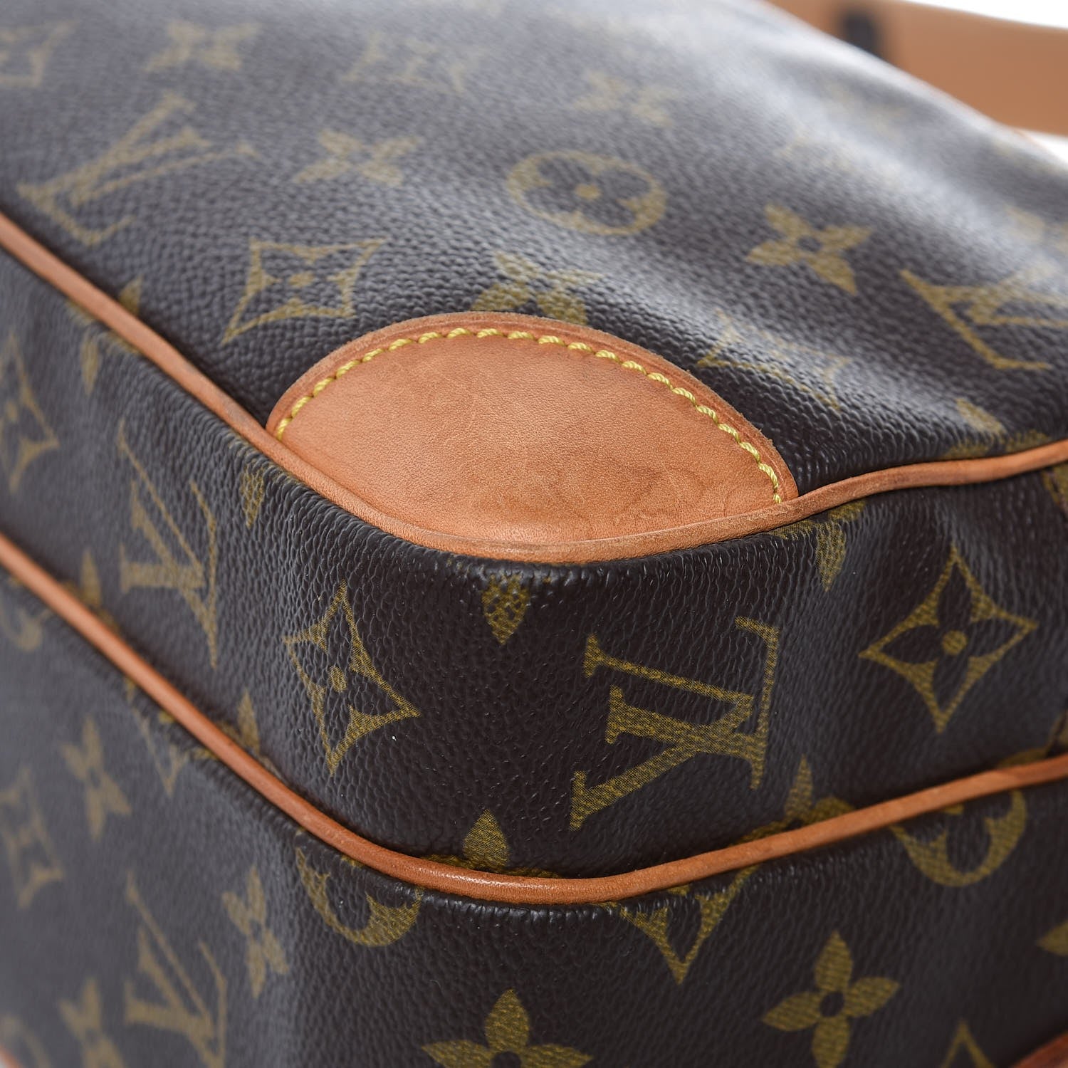 Louis Vuitton Monogram Nil 28 10 of 15