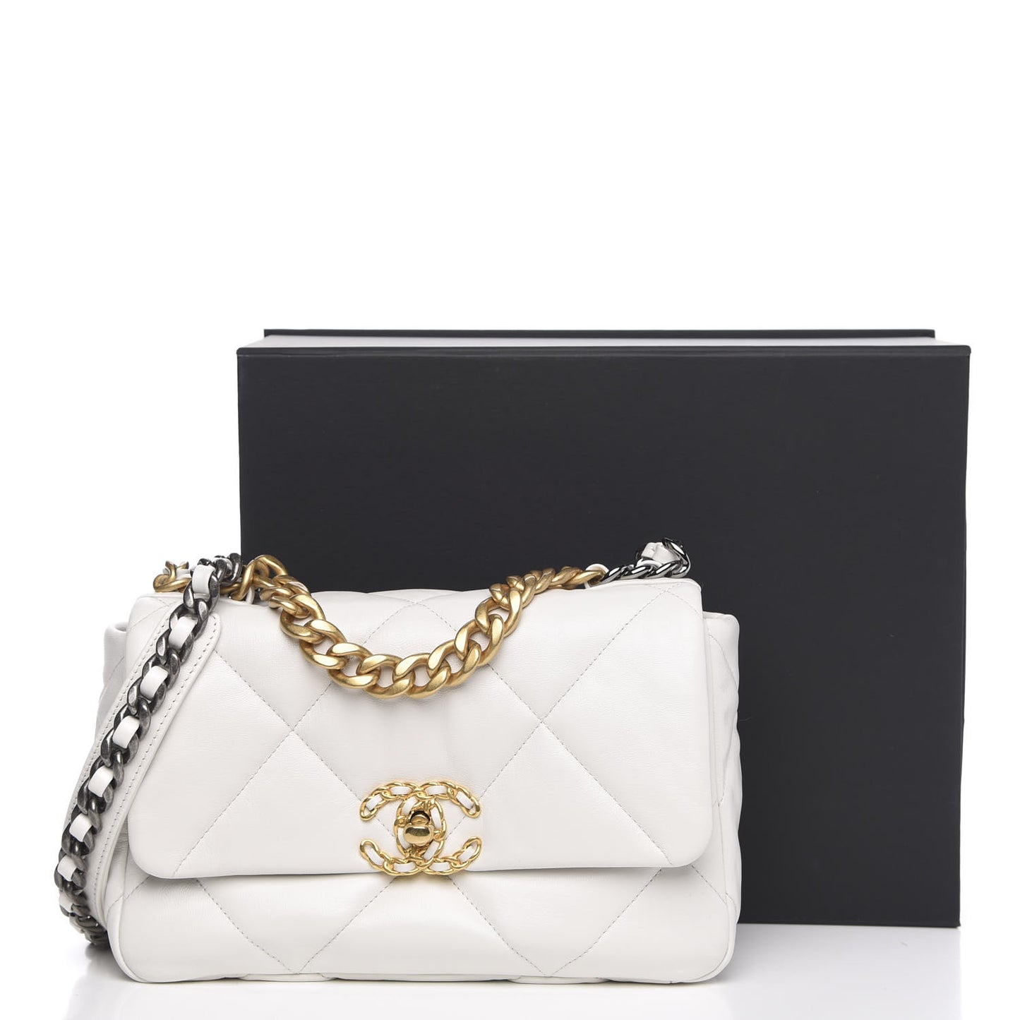 Goatskin Quilted Medium 19 Flap White
