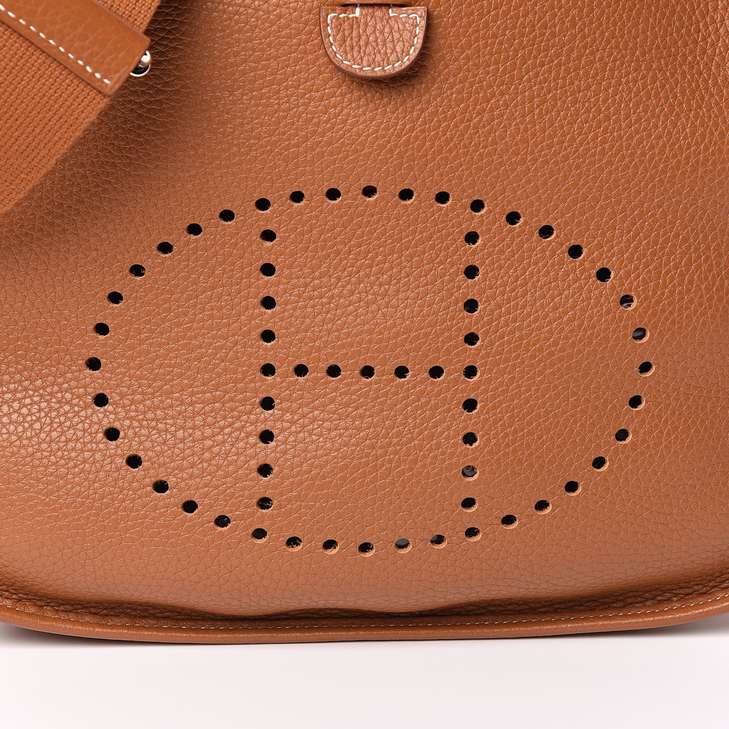 Hermes Taurillon Clemence Evelyne III PM Gold 10 of 11