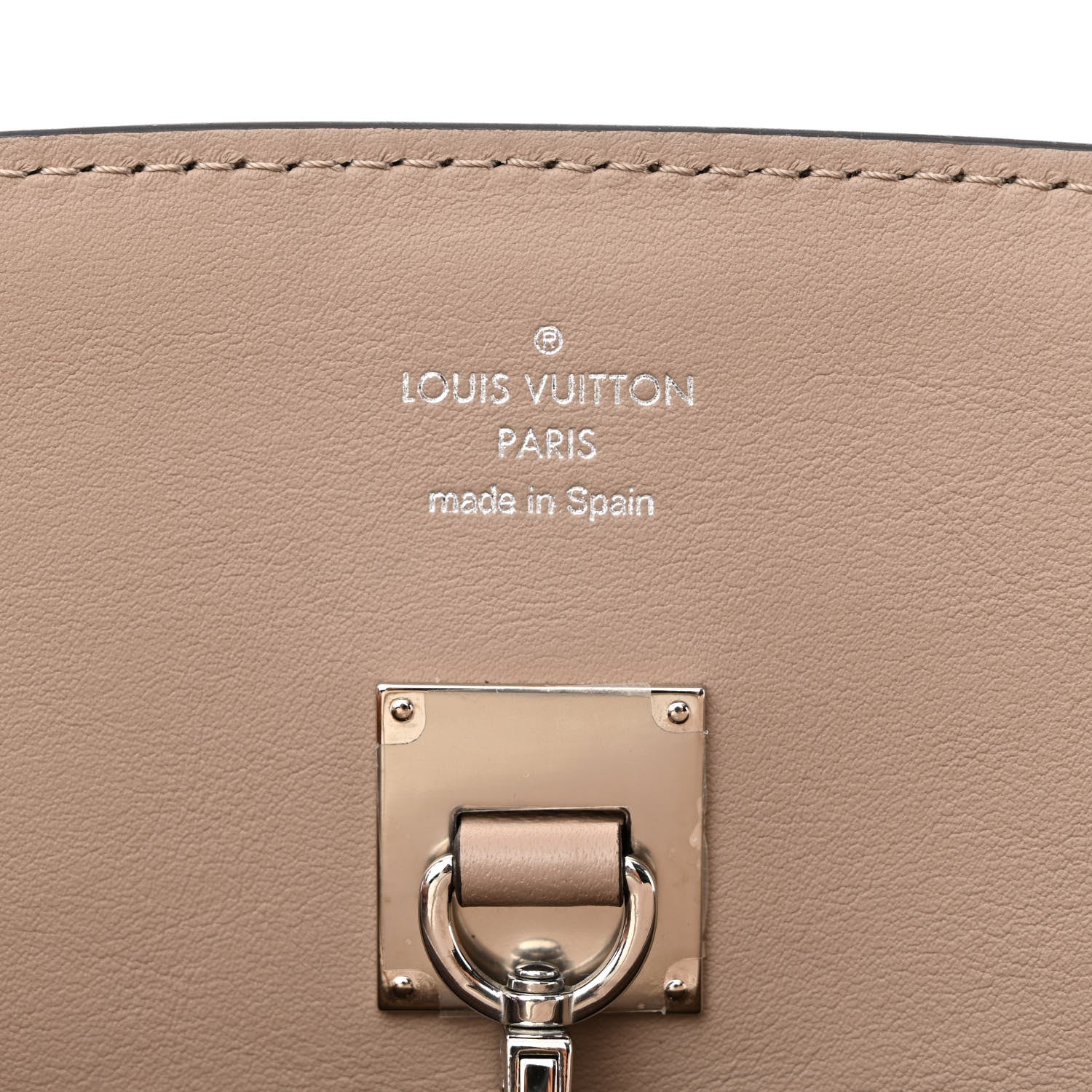 Louis Vuitton Veau Nuage Milla MM Tourterelle 6 of 10