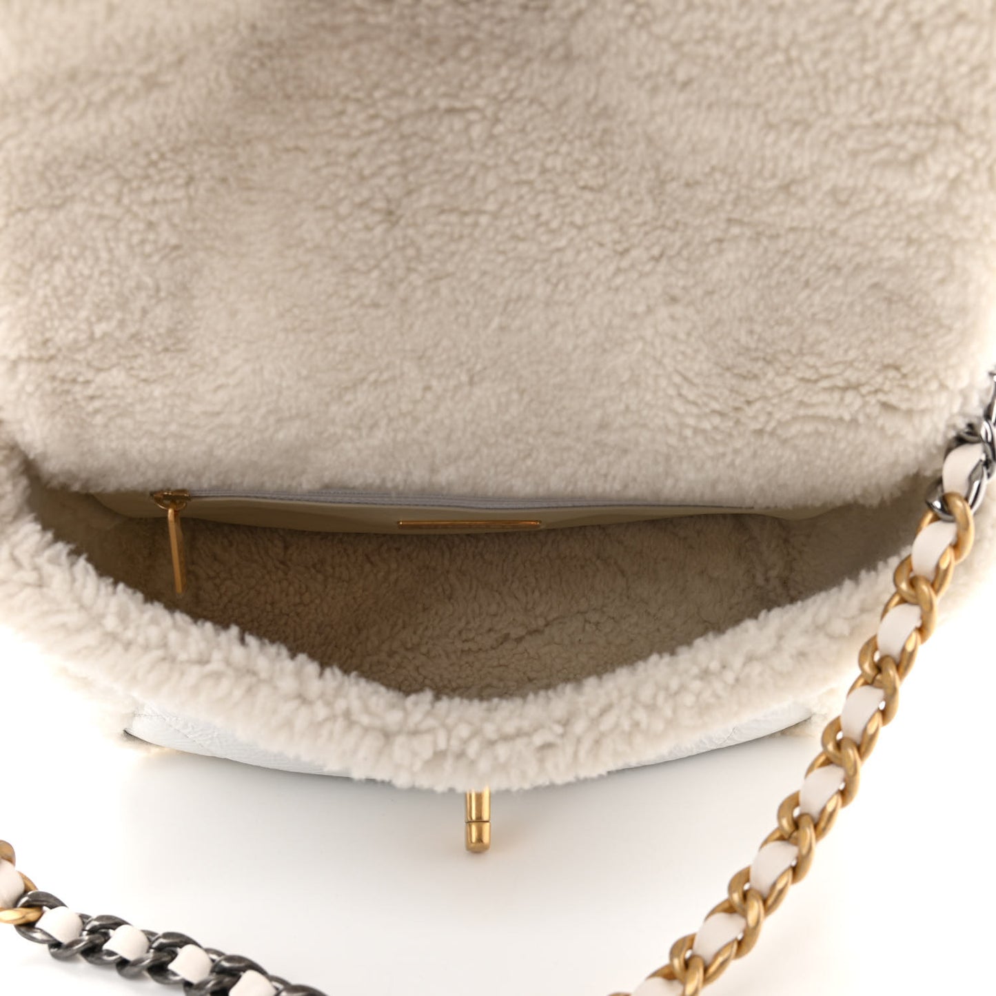 Crumpled Calfskin Shearling Sheepskin Medium Chanel 19 Flap White