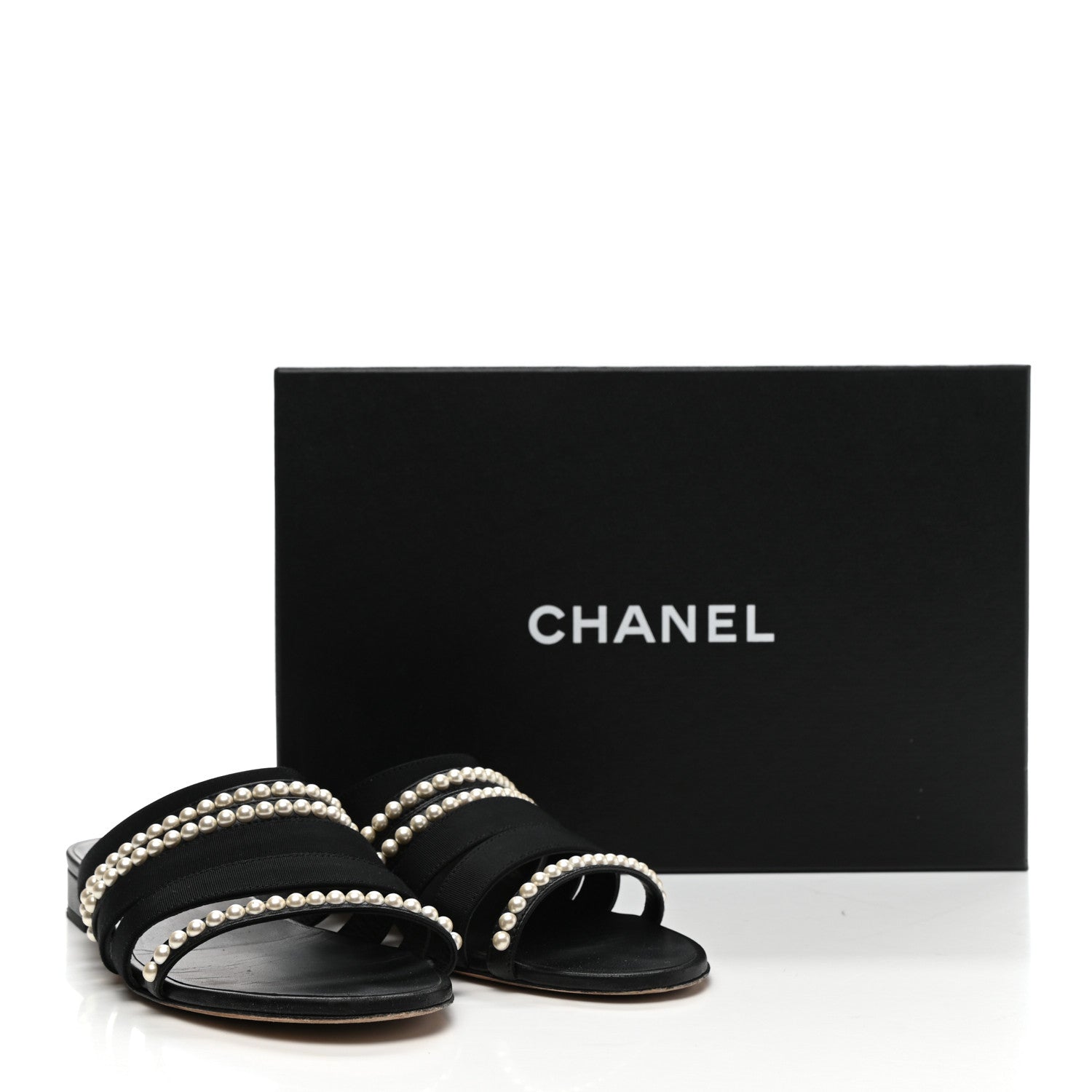 Chanel Grosgrain Pearl CC Flat Sandals 38.5 Black 10 of 10