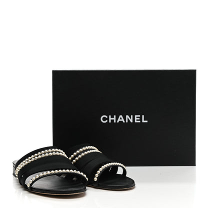 Chanel Grosgrain Pearl CC Flat Sandals 38.5 Black 10 of 10