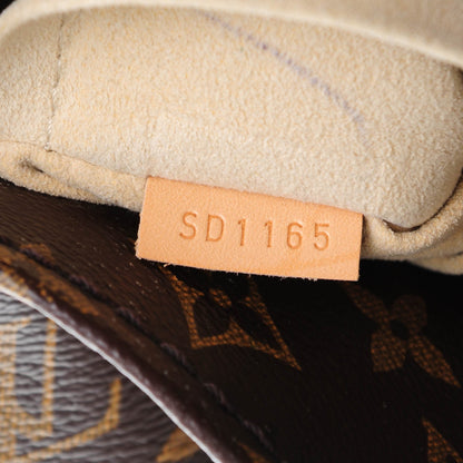 Louis Vuitton Monogram Artsy MM 11 of 13