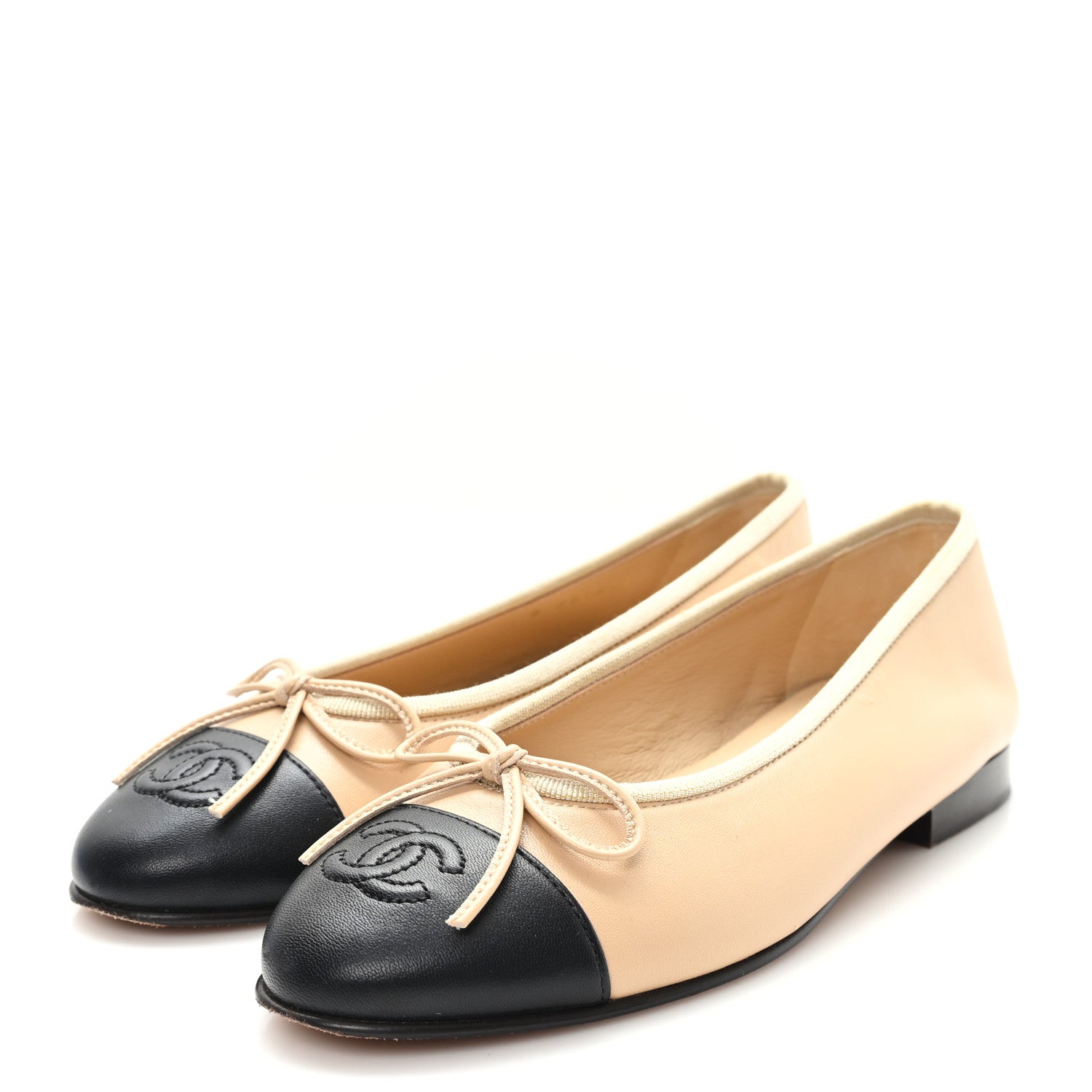 Chanel Lambskin Cap Toe CC Ballerina Flats 35 Beige Black 4 of 10