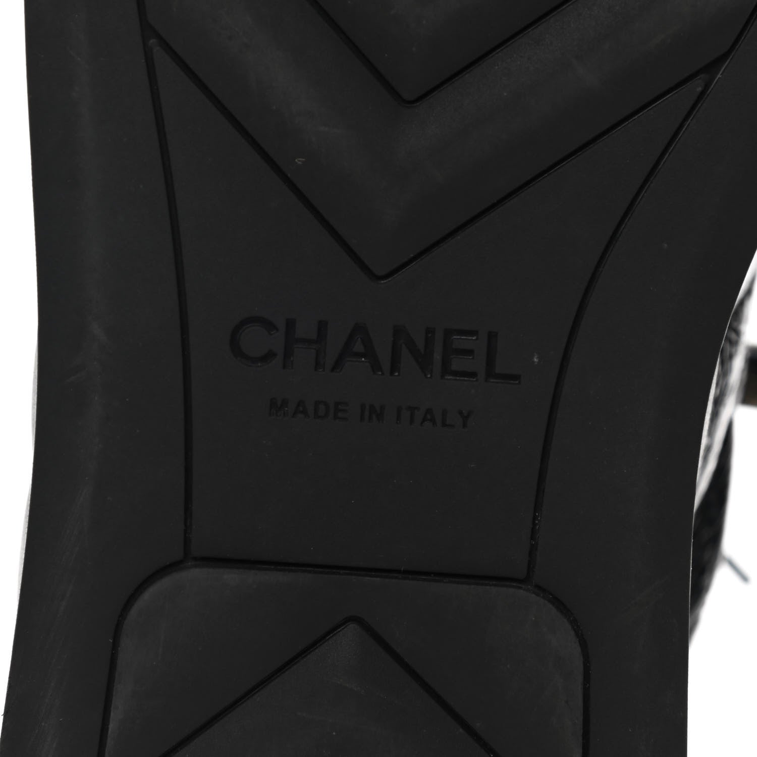 Chanel Patent Calfskin Quilted Womens High Top Sneakers 40.5 Black 11 of 11