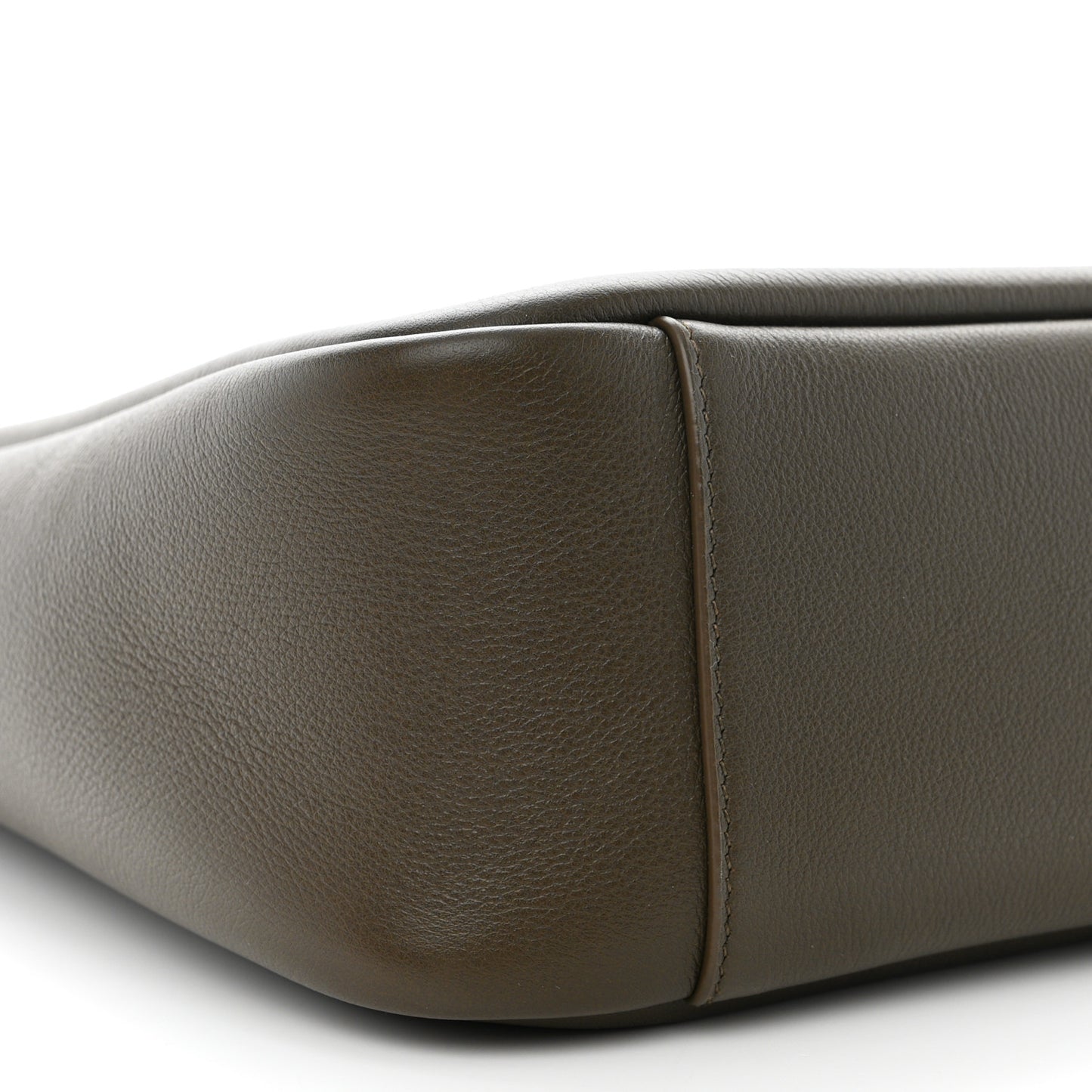 Smooth Calfskin Small Le 5 A 7 Soft Hobo Light Musk
