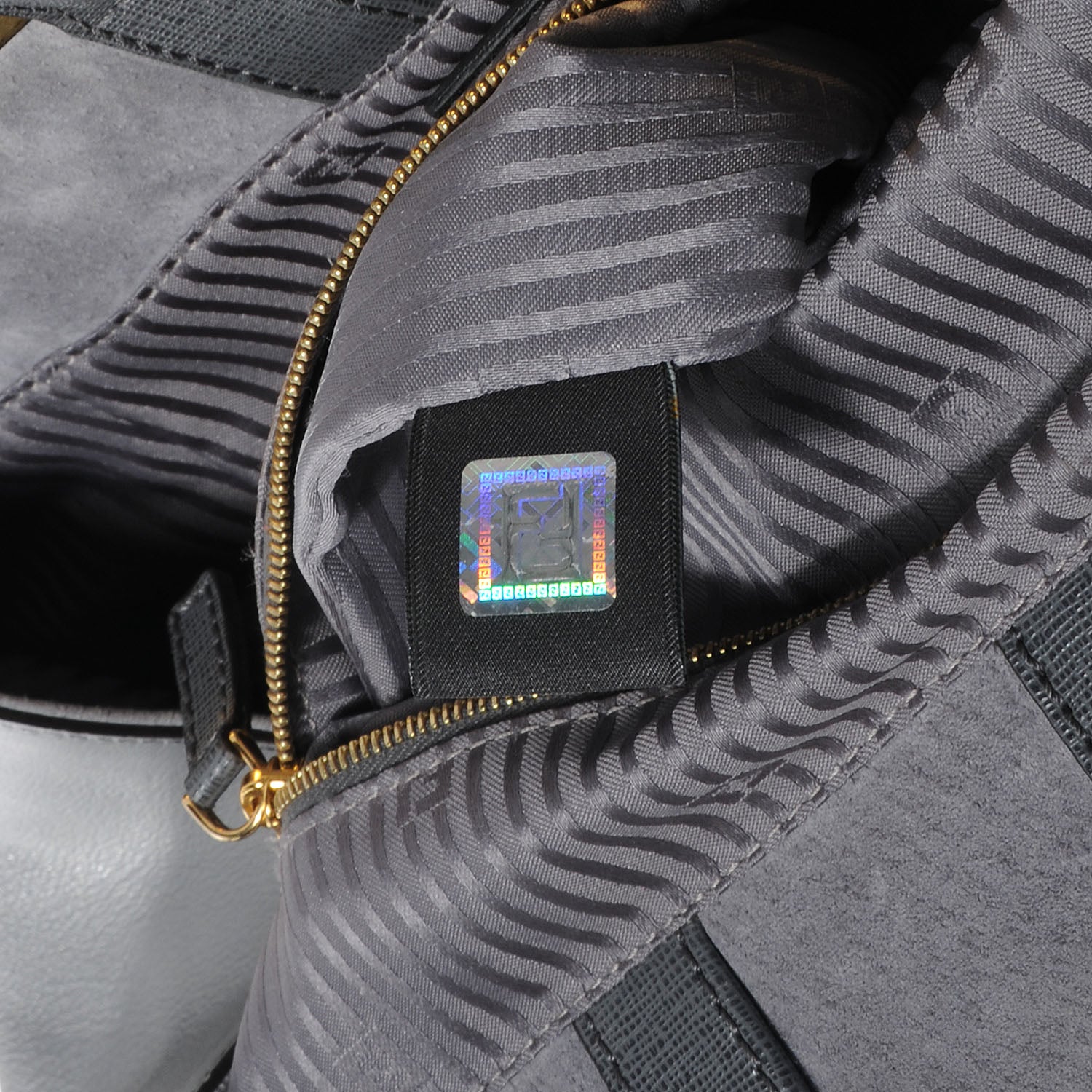 Fendi Vitello Elite Large 2Jours Tote Grigio Grigio Chiaro 8 of 11
