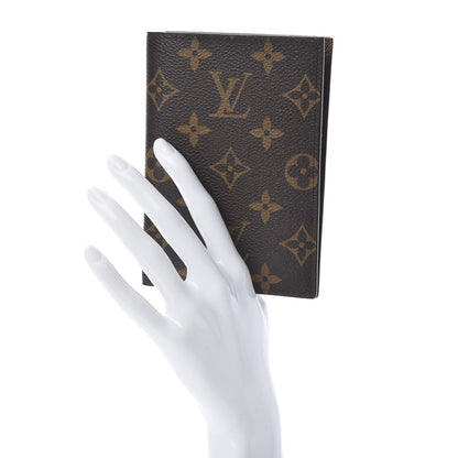 Louis Vuitton Monogram Passport Cover 2 of 8