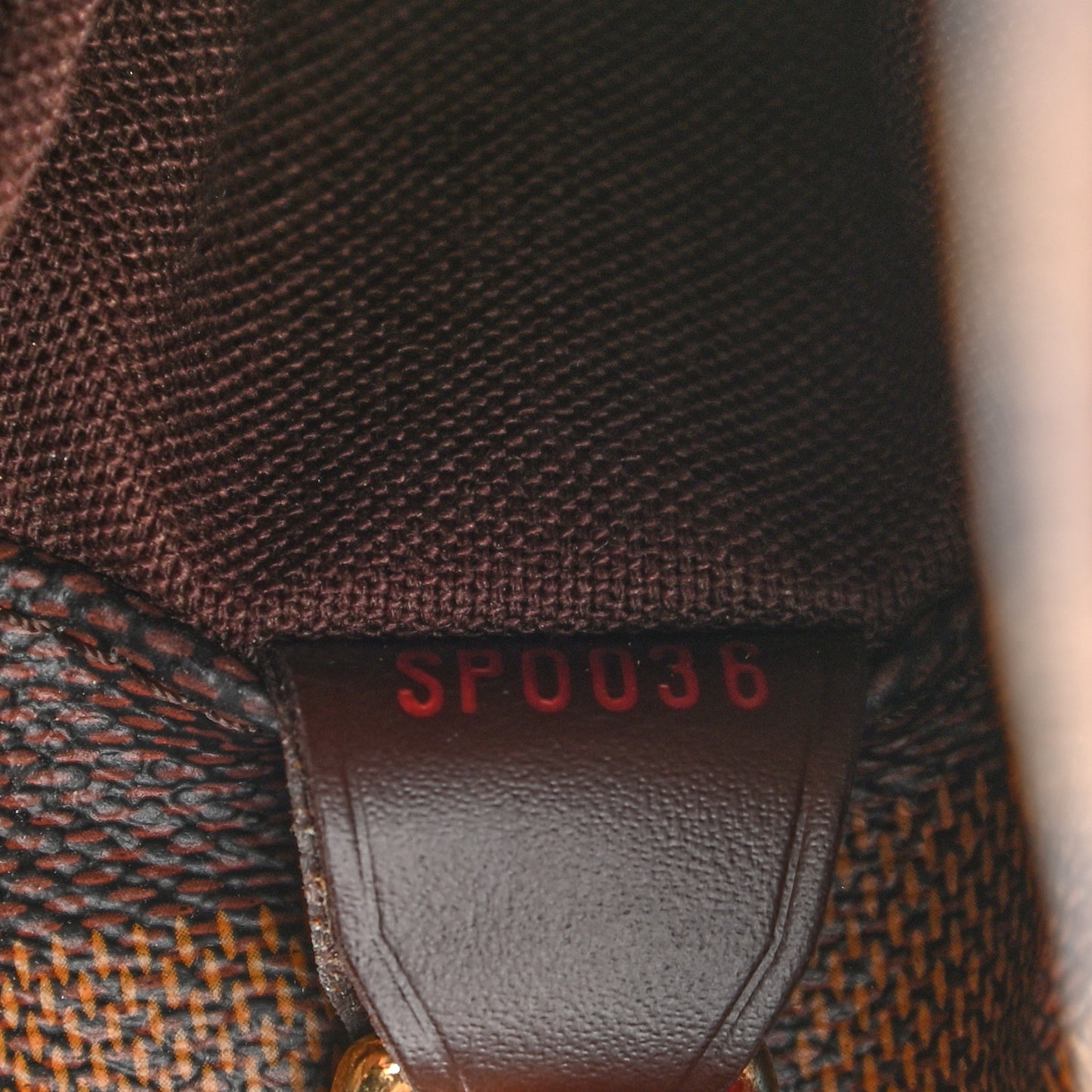 Damier Ebene Bastille Messenger