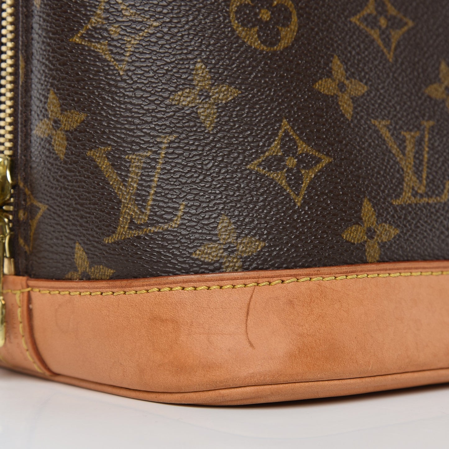 Monogram Alma PM