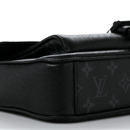 Louis Vuitton Taigarama Messengerama Black 7 of 8