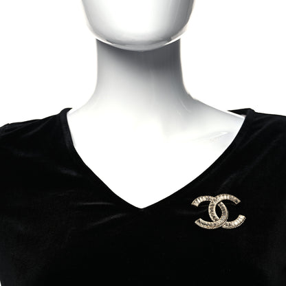 Chanel Baguette Crystal CC Brooch Gold 2 of 4