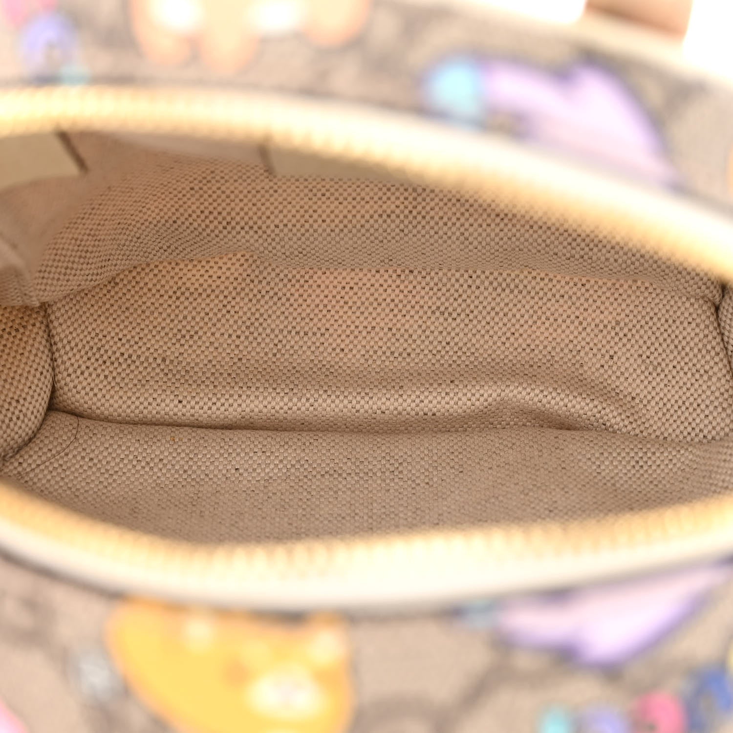 Gucci X PIKARAR GG Supreme Monogram Textured Dollar Calfskin Animal Print Retro Interlocking G Multi-Function Bag Beige Ebony Multicolor Mystic White 6 of 11