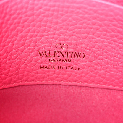 Valentino Garavani Pebbled Calfskin Medium Rockstud Flat Pouch Pink 6 of 9