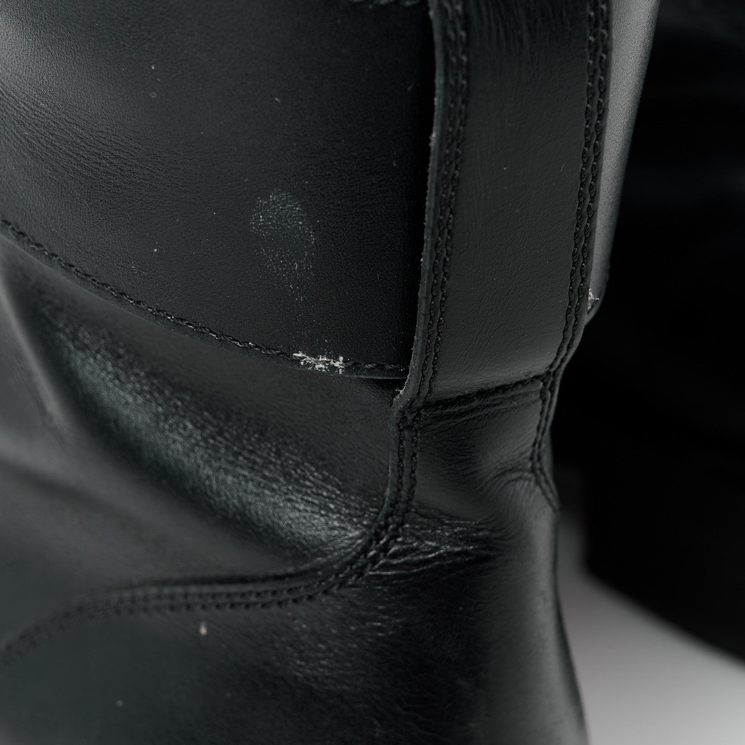 Louis Vuitton Calfskin Wonderland Flat Ranger Boots 37 Black 10 of 10
