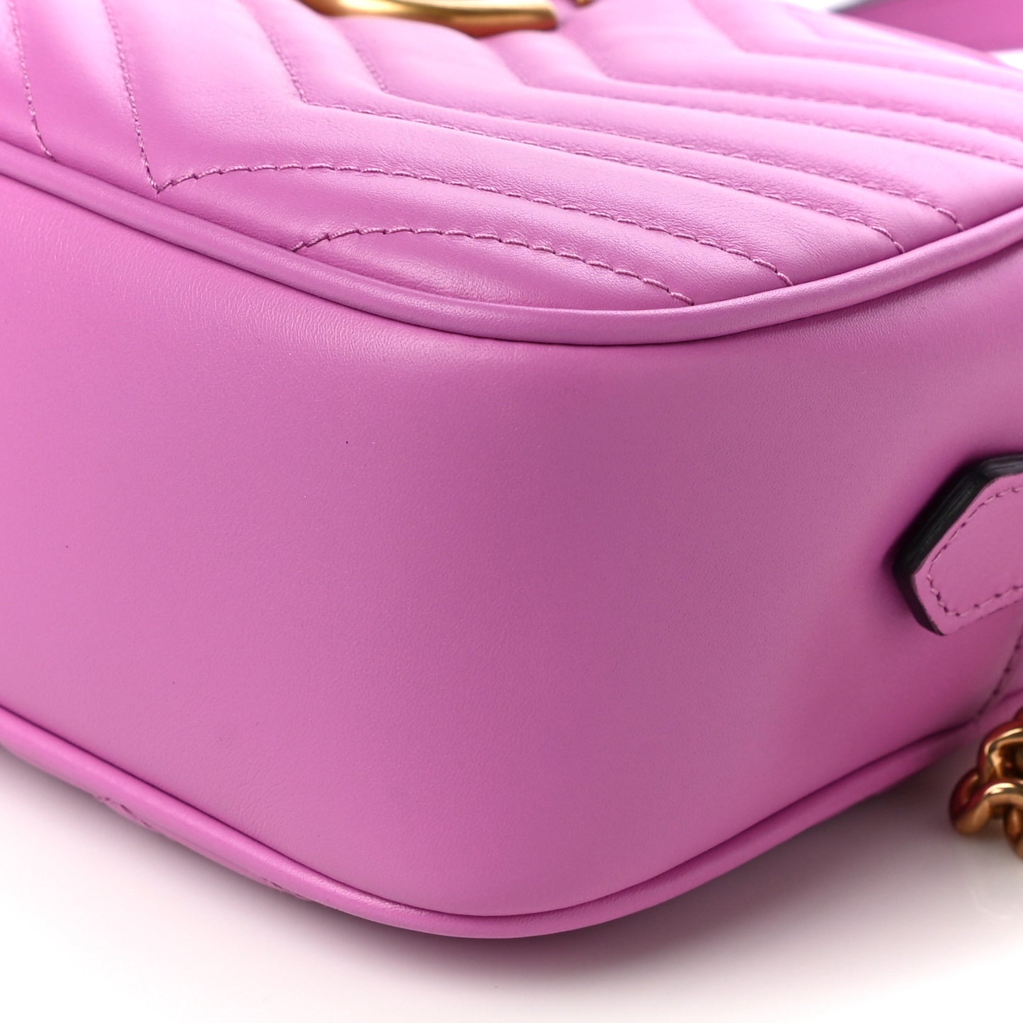 Calfskin Matelasse Small GG Marmont Chain Shoulder Bag Candy Mousse