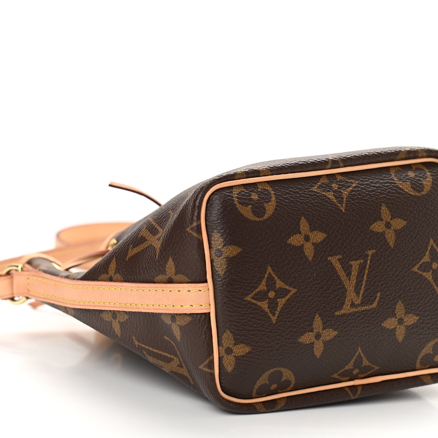 Louis Vuitton Monogram Nano Noe 8 of 10