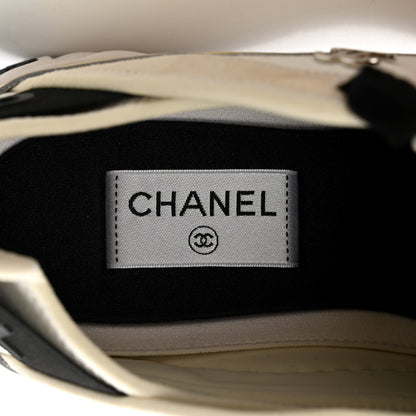 Chanel Velvet Calfskin Mixed Fibers Mens CC Sneakers 43 Ivory Black 8 of 10