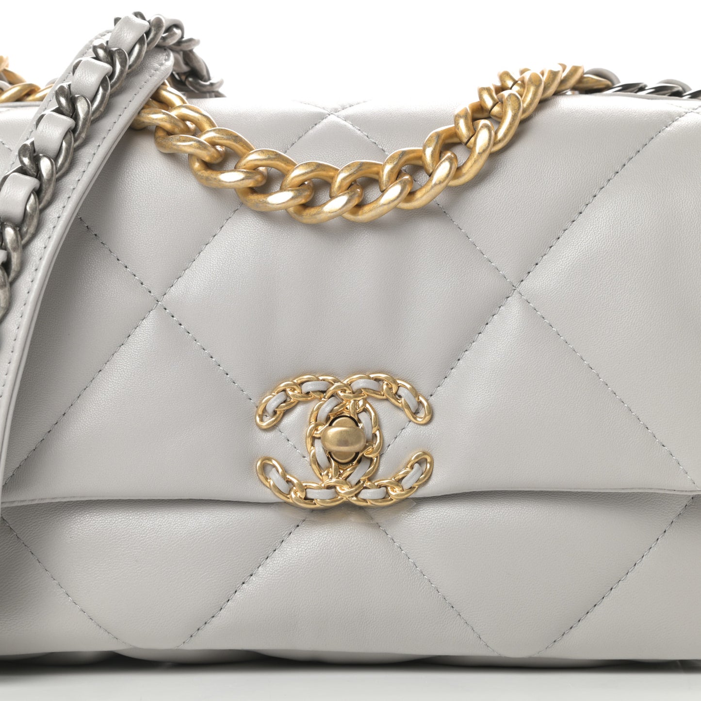 Lambskin Quilted Medium Chanel 19 Flap Grey