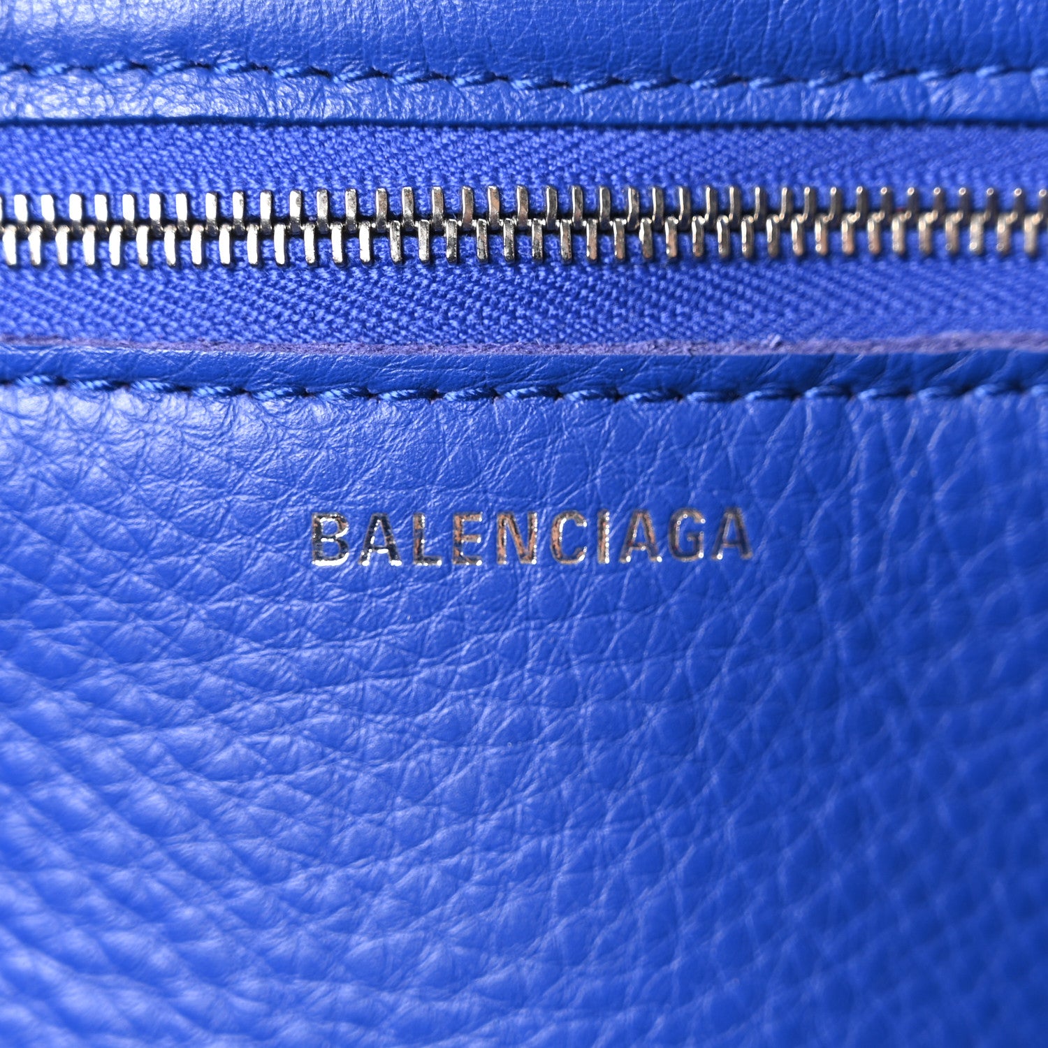 Balenciaga Veau Papier A6 Zip Around Tote Bleu Roi 7 of 10