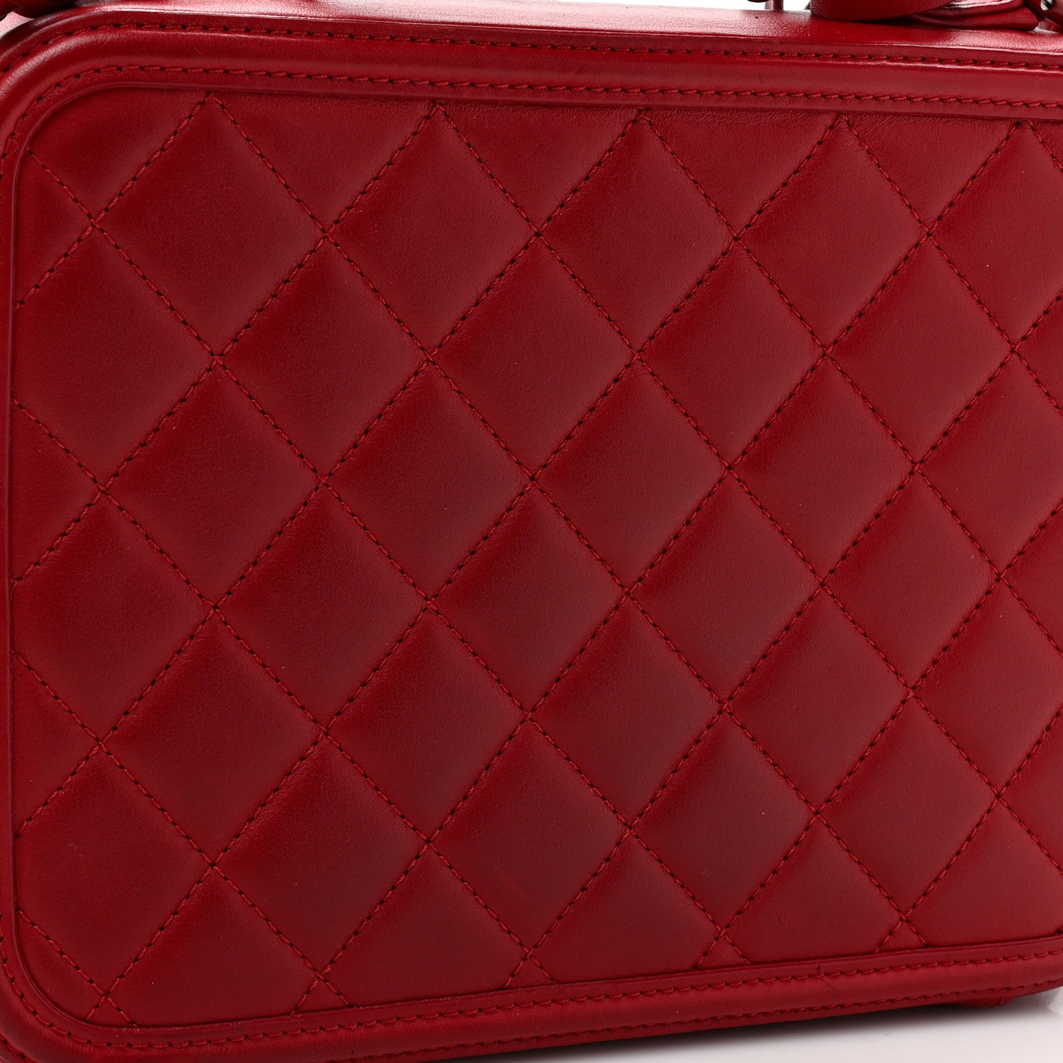 Chanel Lambskin Quilted Medium CC Filigree Vanity Case Dark Red 17 of 25