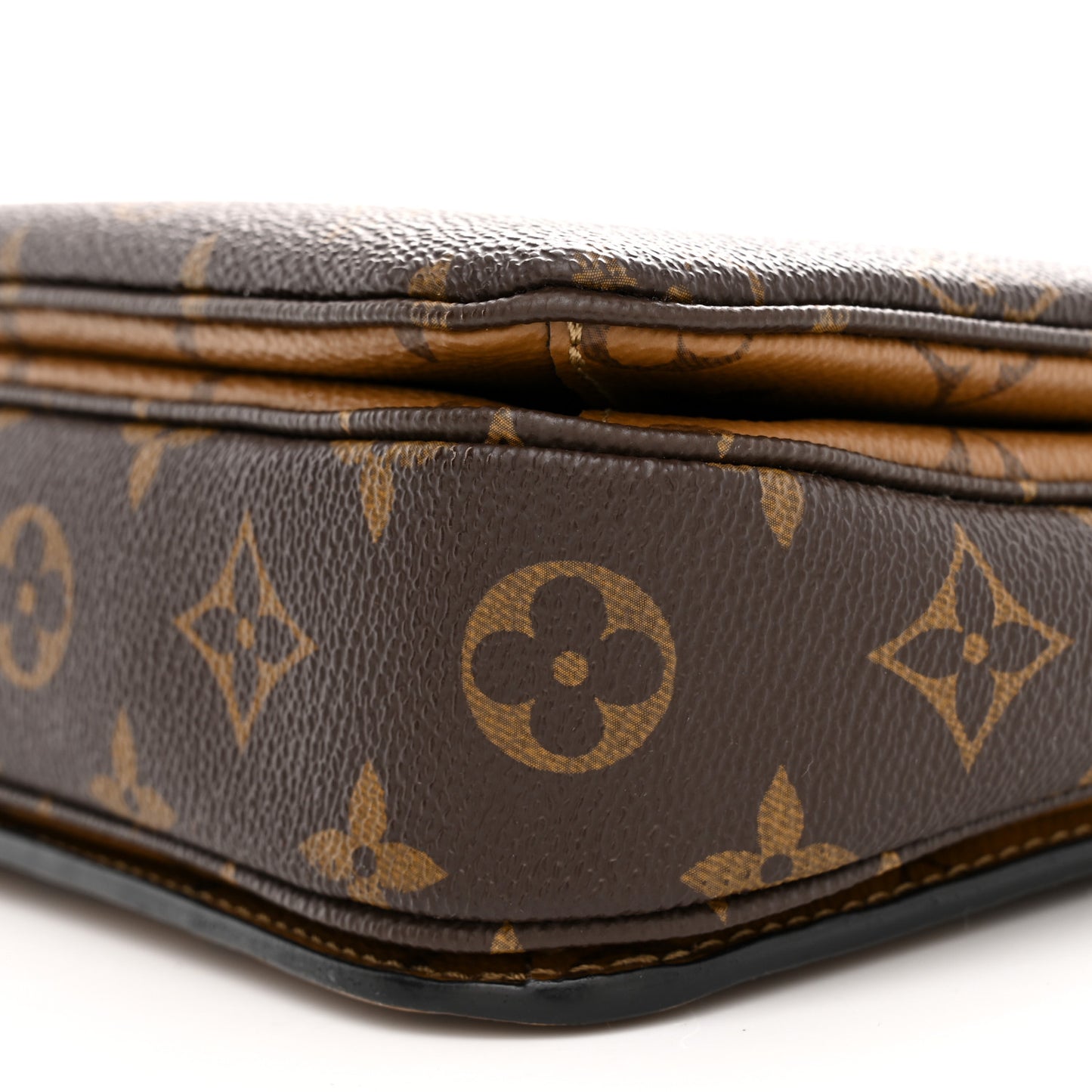 Reverse Monogram Pochette Metis