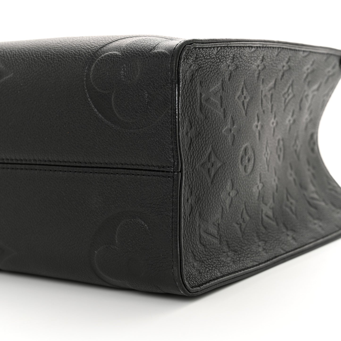 Empreinte Monogram Giant OnTheGo MM Black