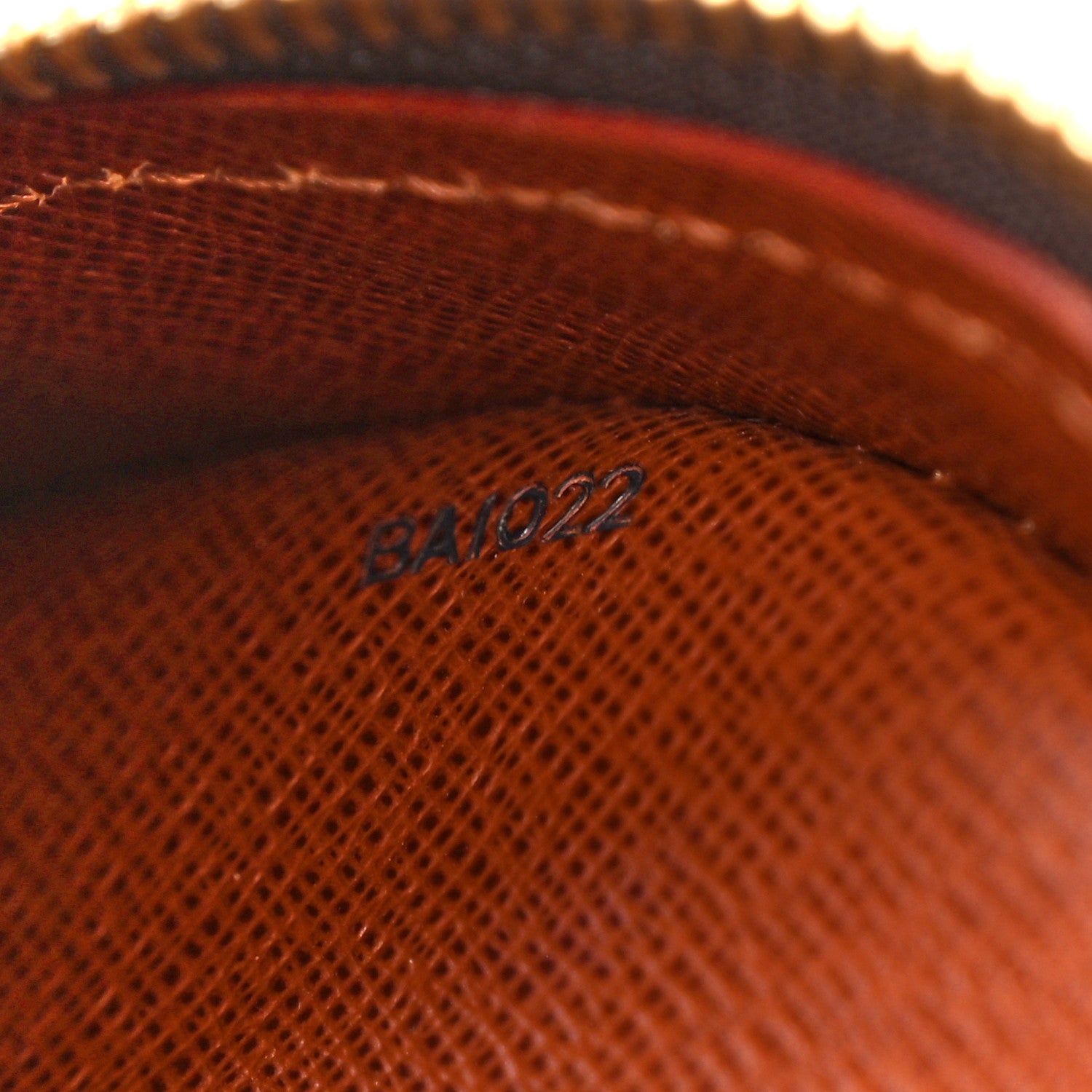 Louis Vuitton Monogram Blois 8 of 11
