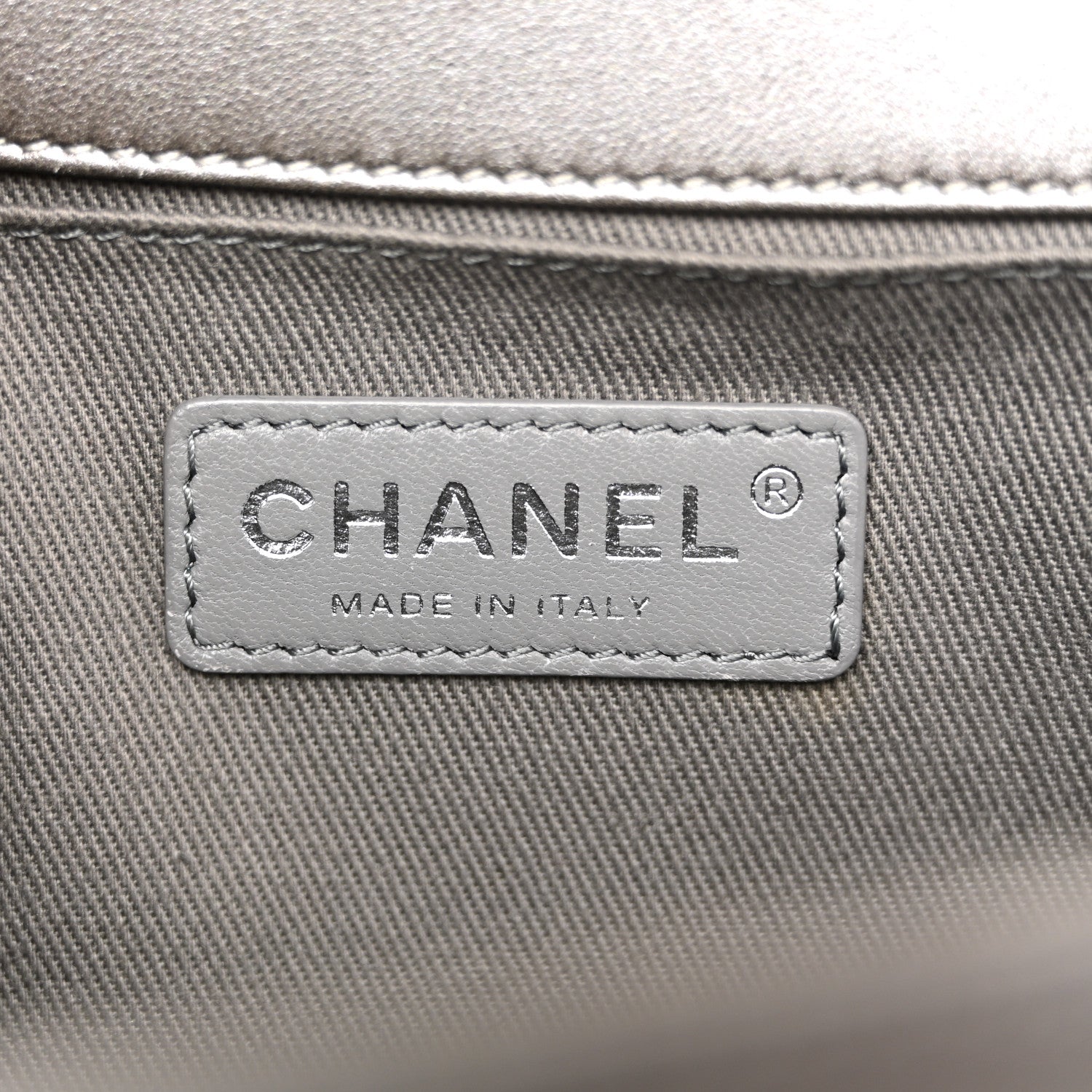 Chanel Metallic Lambskin Stingray Quilted Medium Boy Flap Silver 10 of 31