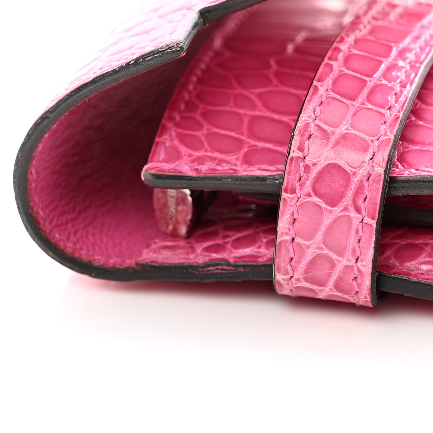 Shiny Alligator Kelly Longue Wallet Fuchsia