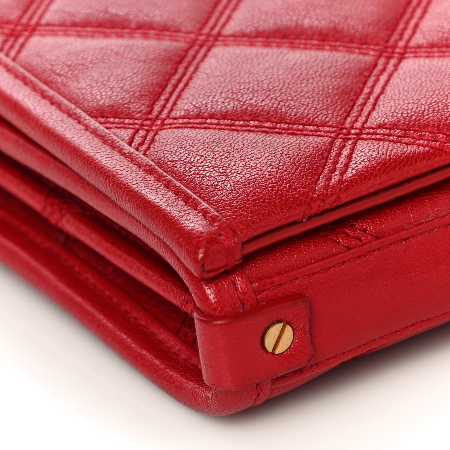 Lambskin Diamond Quilted Becky Chain Wallet Rouge Eros