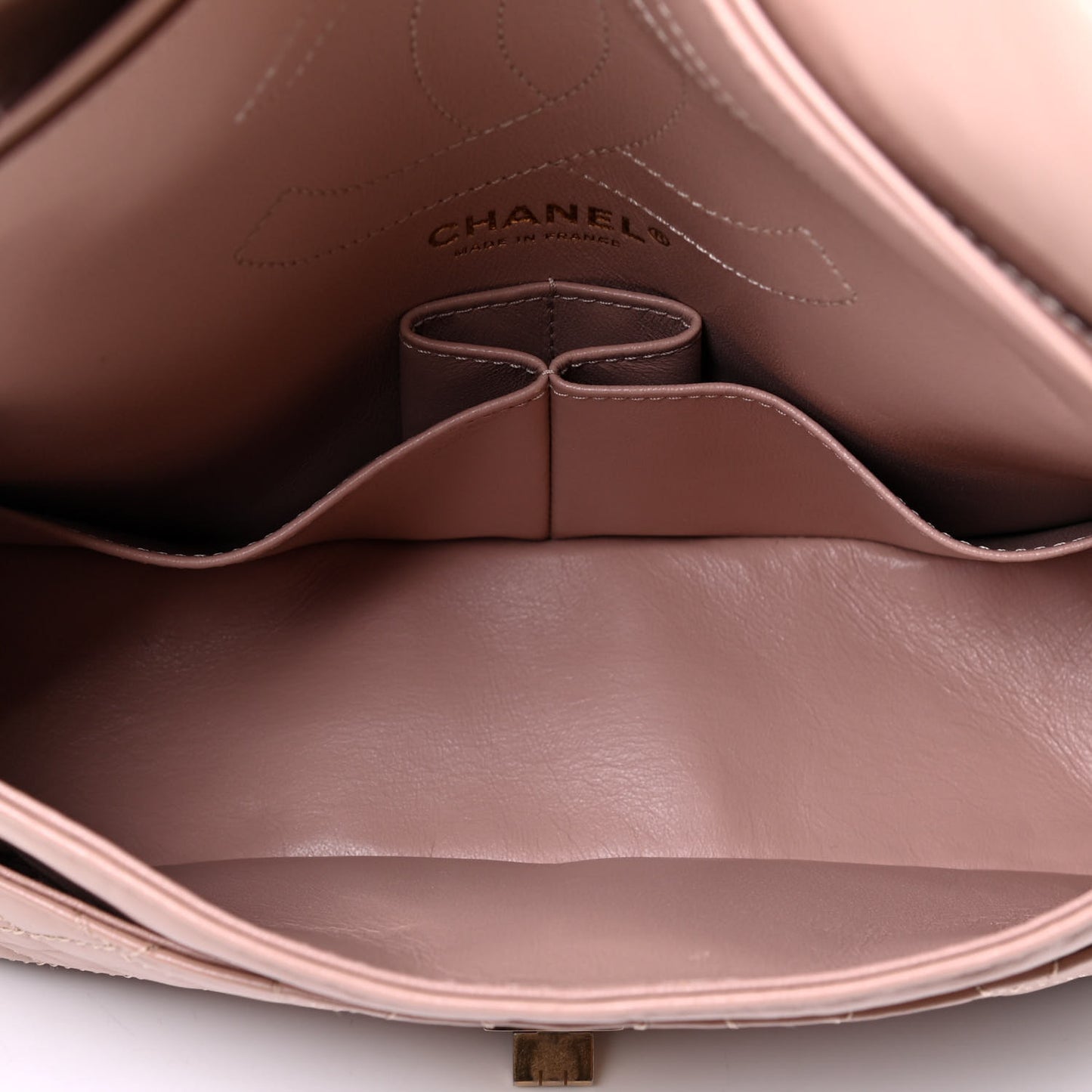 Aged Calfskin Quilted 2.55 Reissue 225 Flap Light Beige